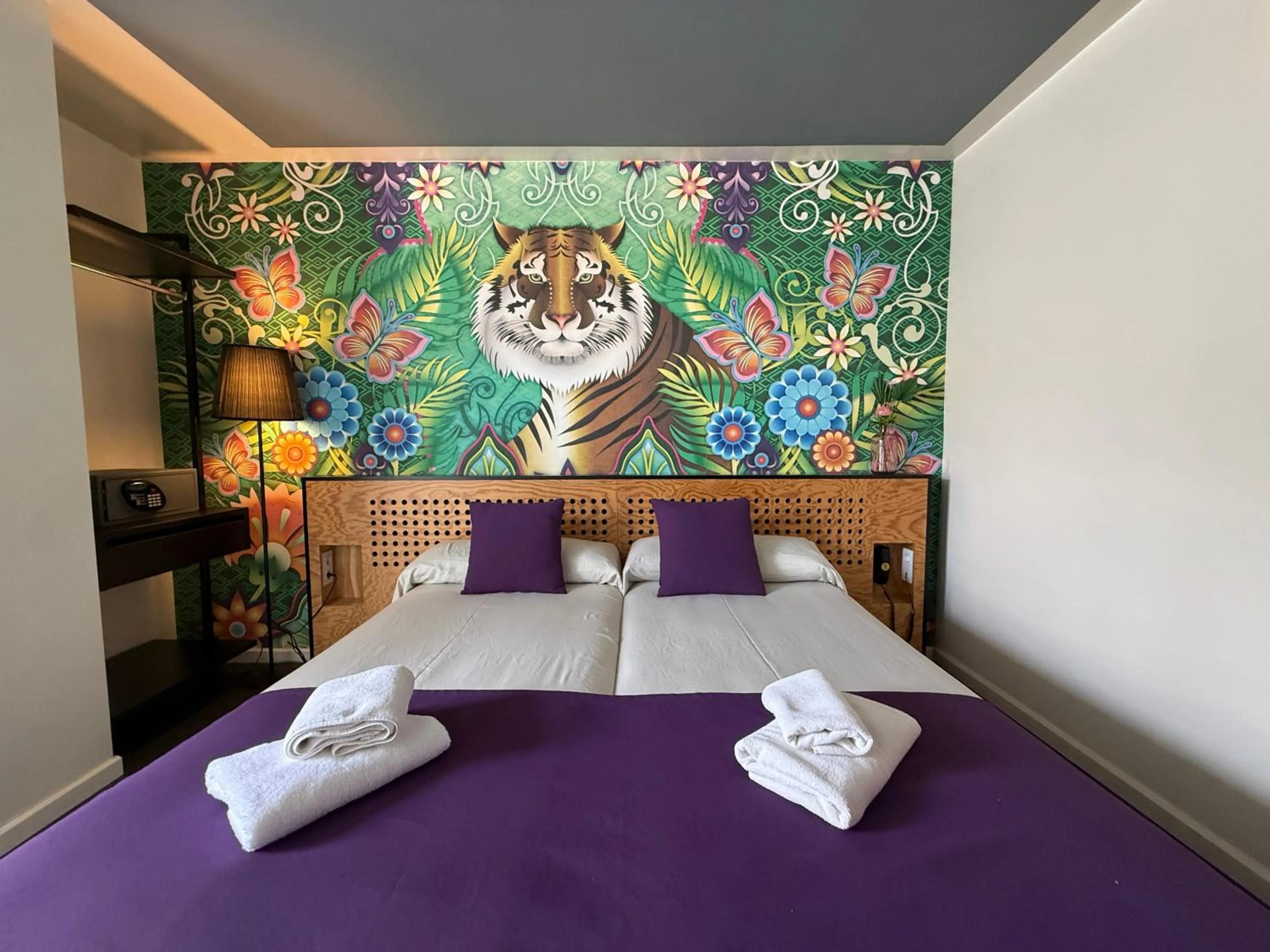 Bed in AMISTAT Island Hostel Ibiza - ALBERGUE JUVENIL