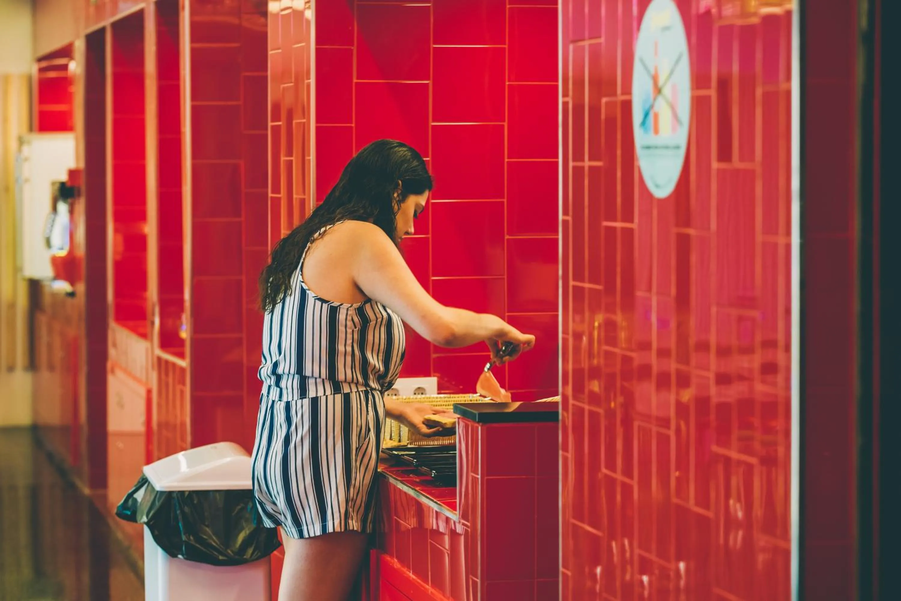 Meals in AMISTAT Island Hostel Ibiza - ALBERGUE JUVENIL