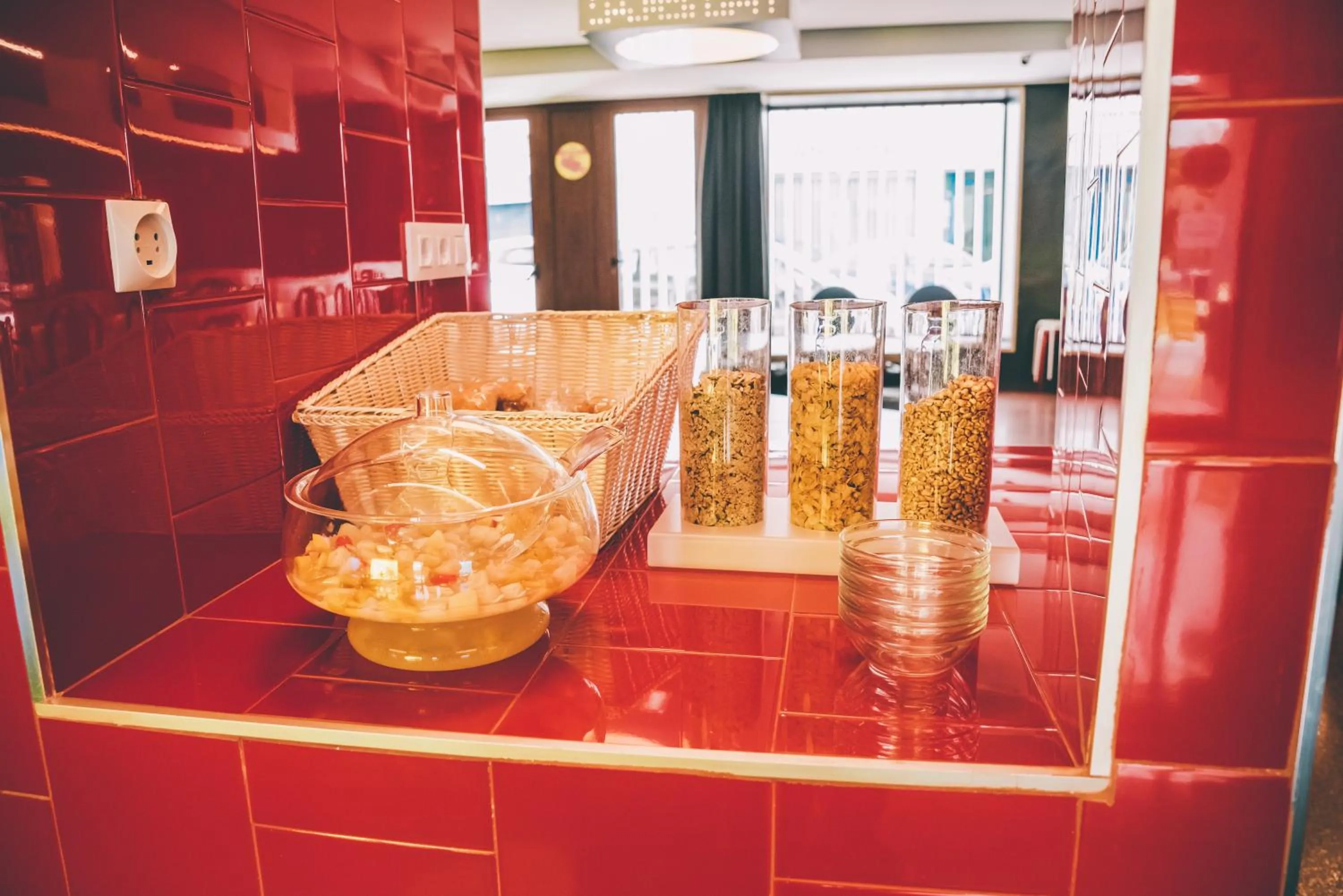 Breakfast in AMISTAT Island Hostel Ibiza - ALBERGUE JUVENIL