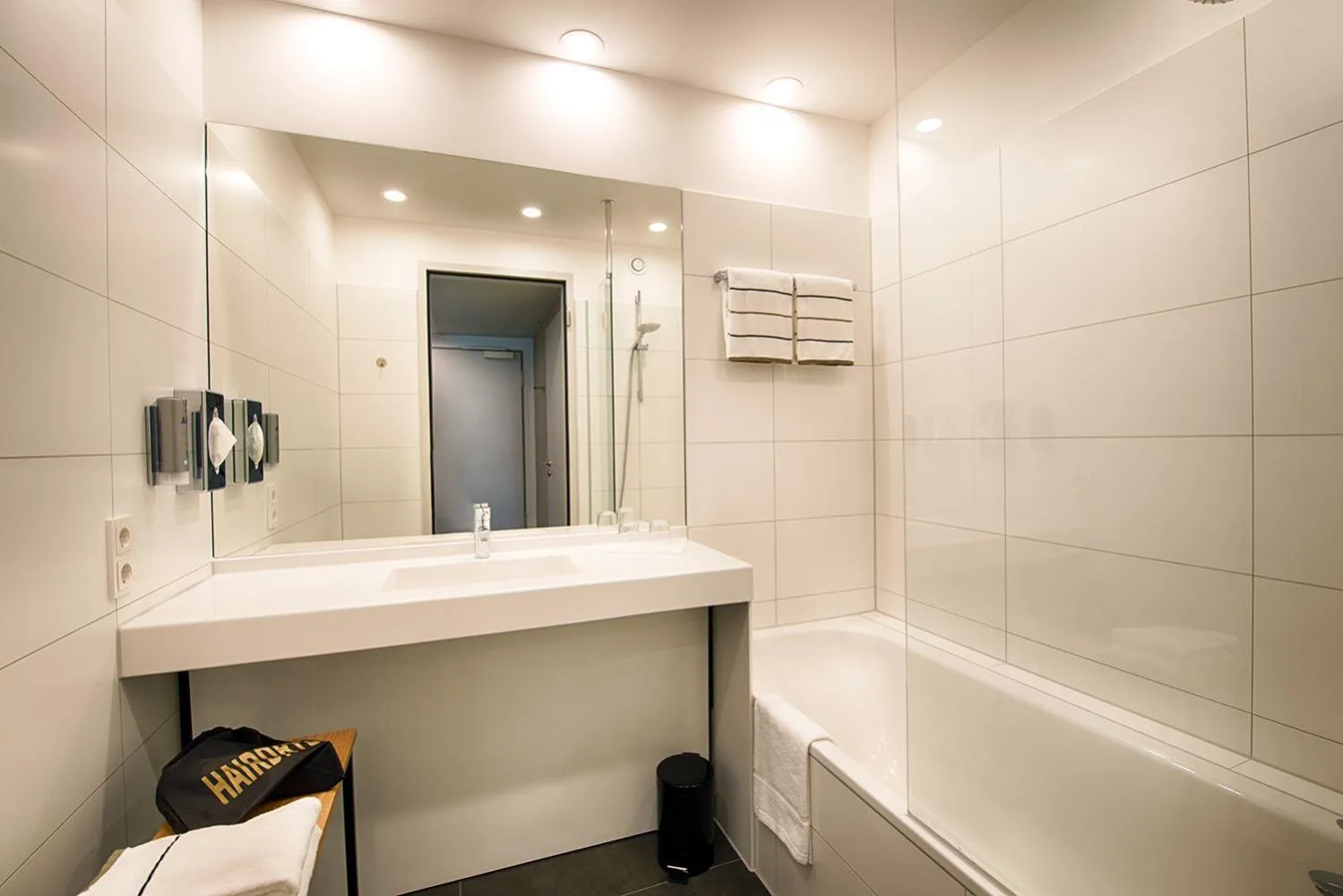 Bathroom in LOGINN Hotel Leipzig