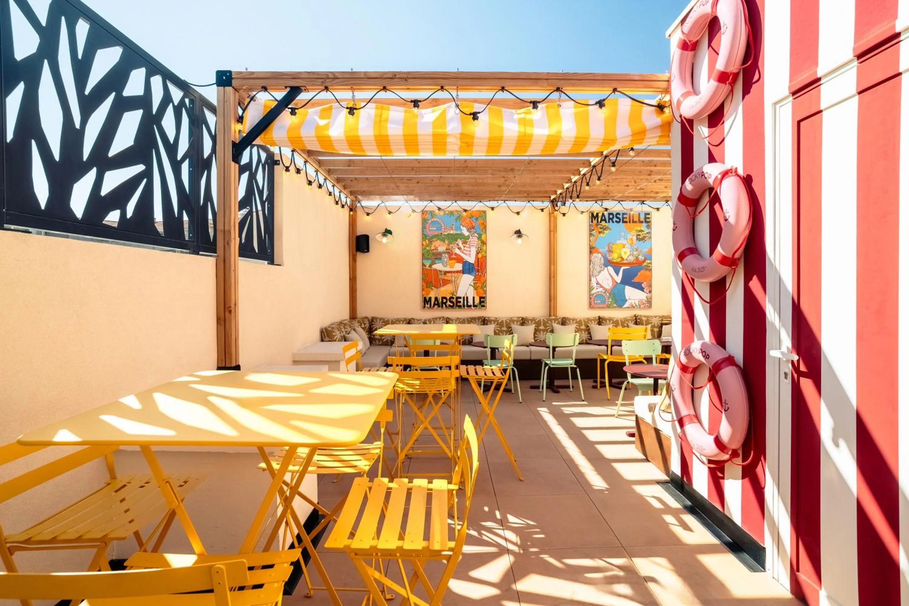 Balcony/Terrace in RockyPop Marseille Hôtel