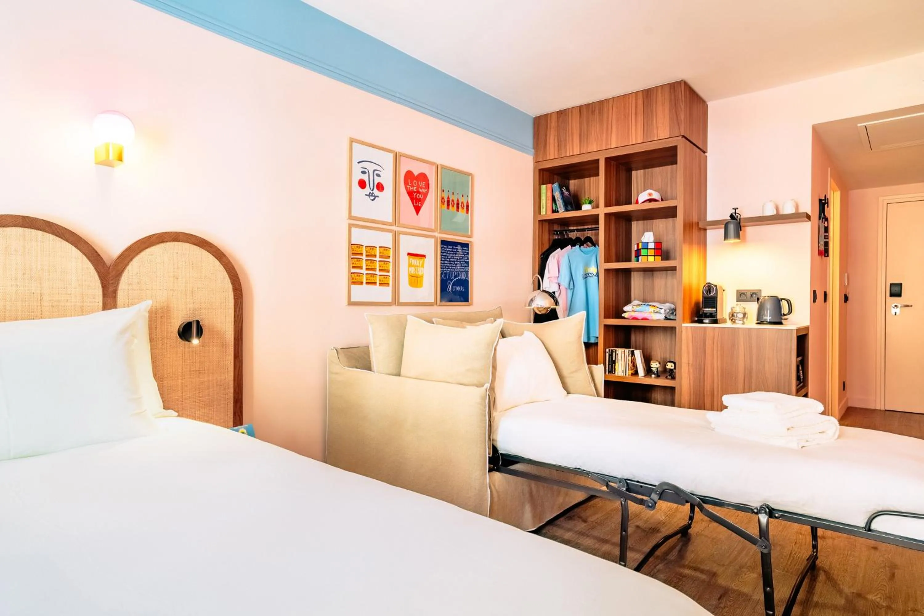 Bed in RockyPop Marseille Hôtel