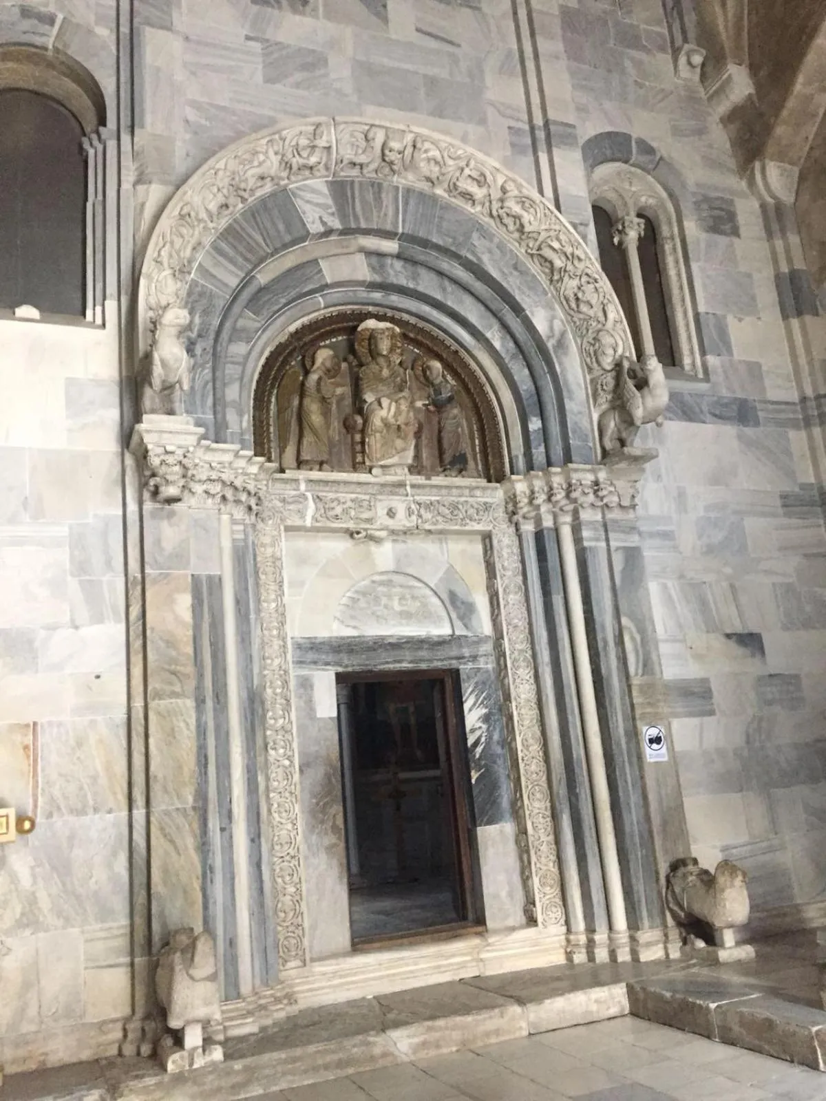 Prenociste&Restoran DM