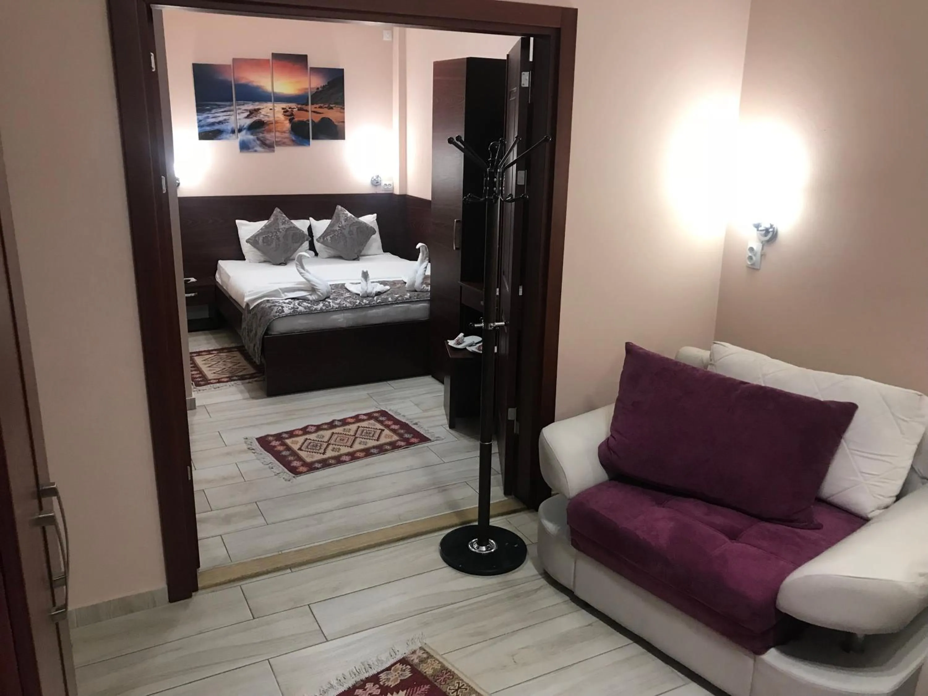 Decorative detail, Bed in Prenociste&Restoran DM