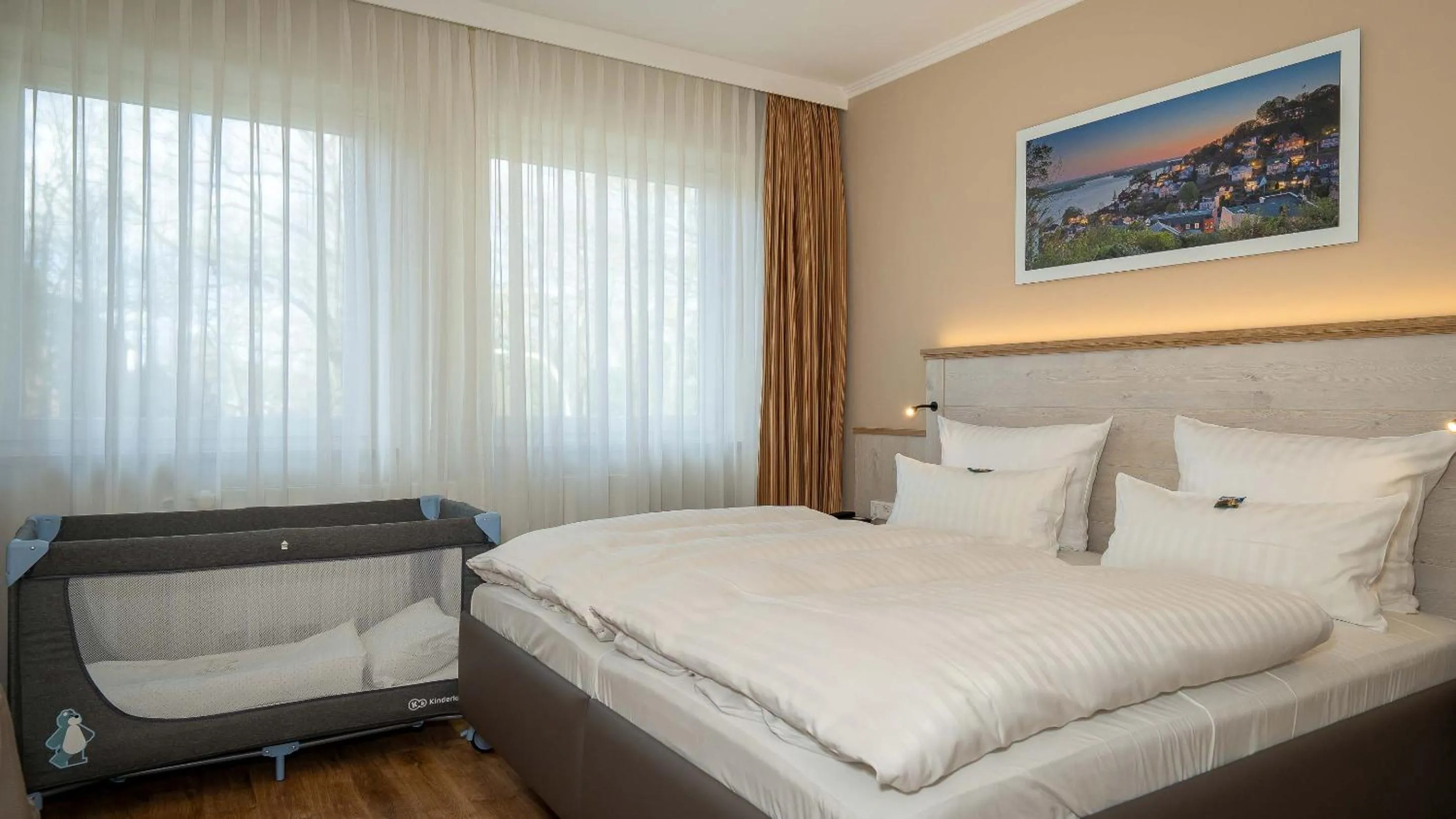 Bed in Boutique Hotel Rosengarten Hamburg