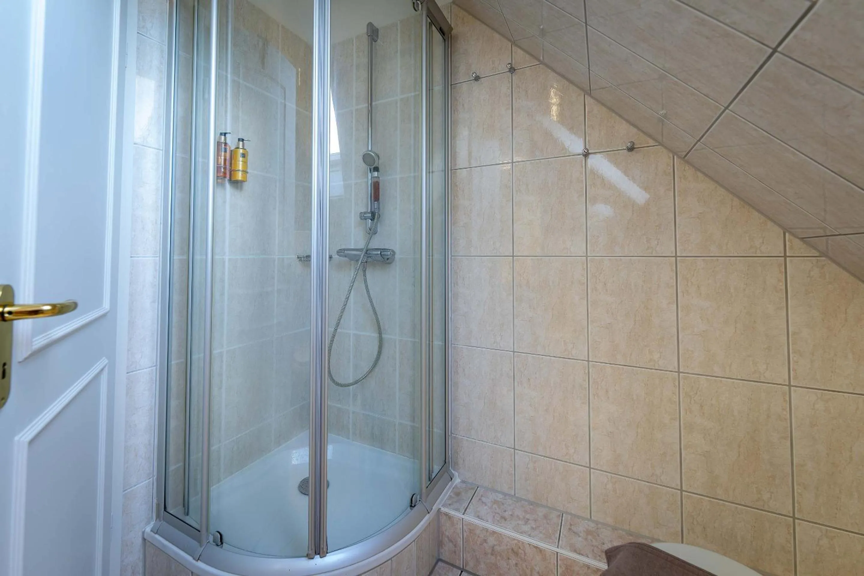 Shower in Boutique Hotel Rosengarten Hamburg