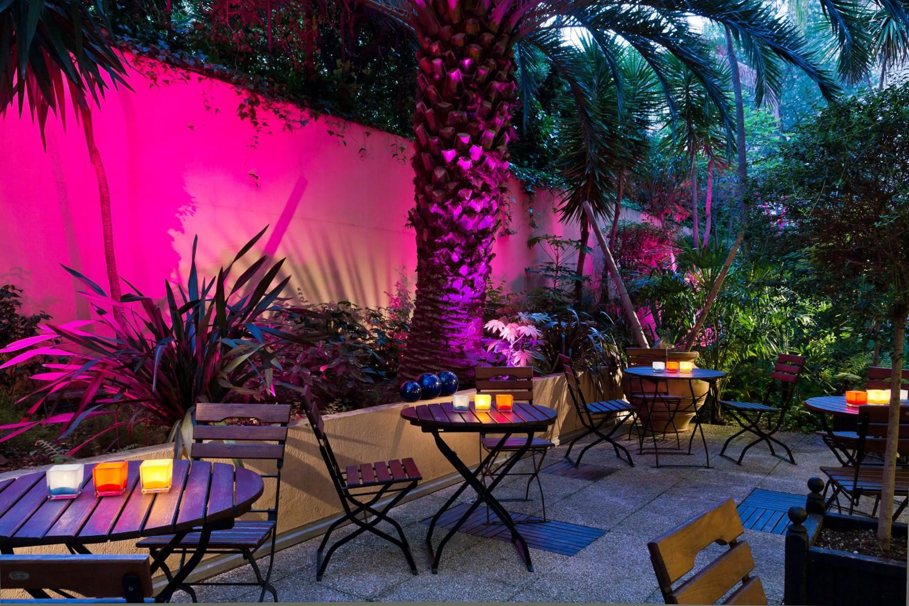 Garden in Residhome Nice Promenade