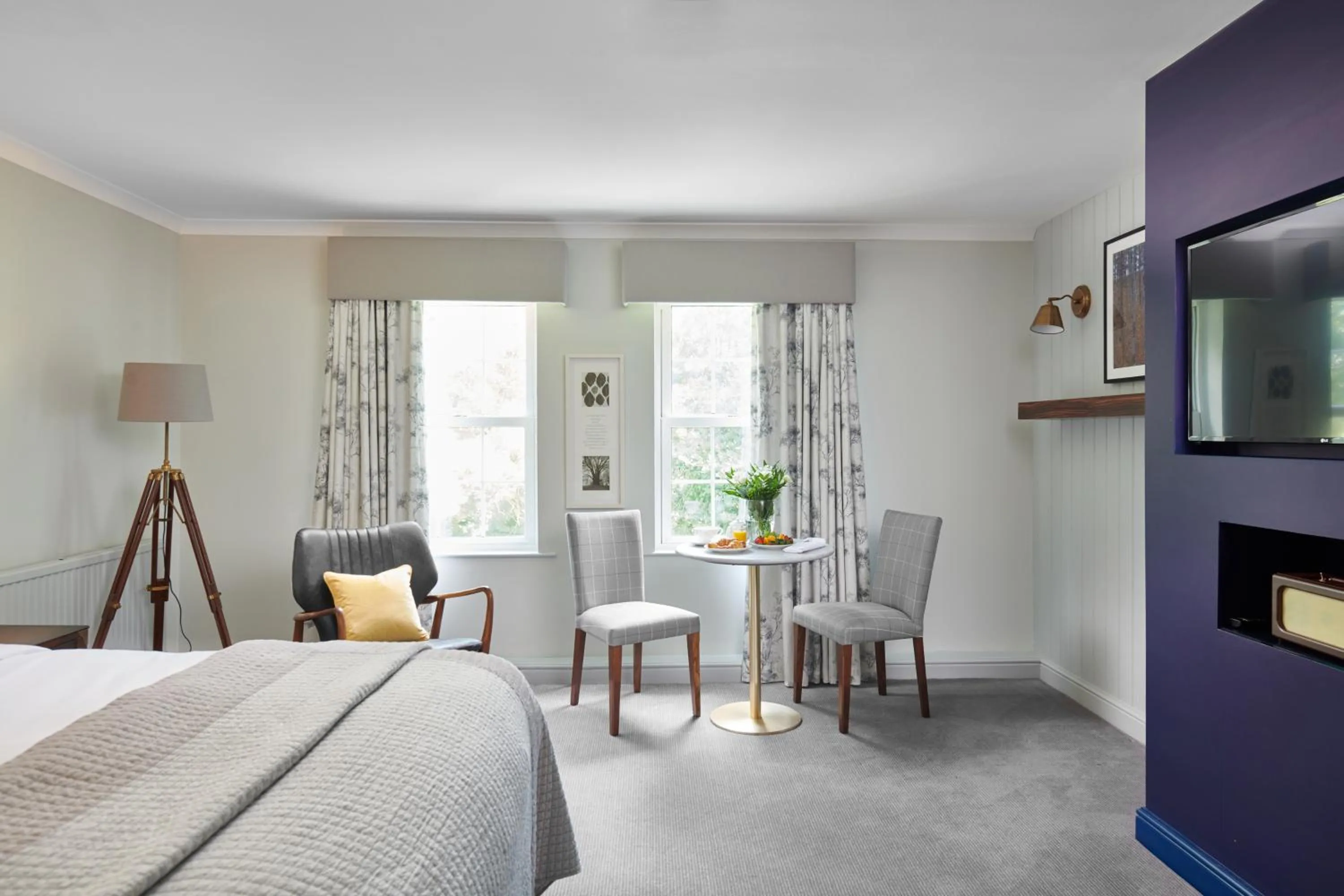 Photo of the whole room, Bed in Burnham Beeches Hotel & Spa