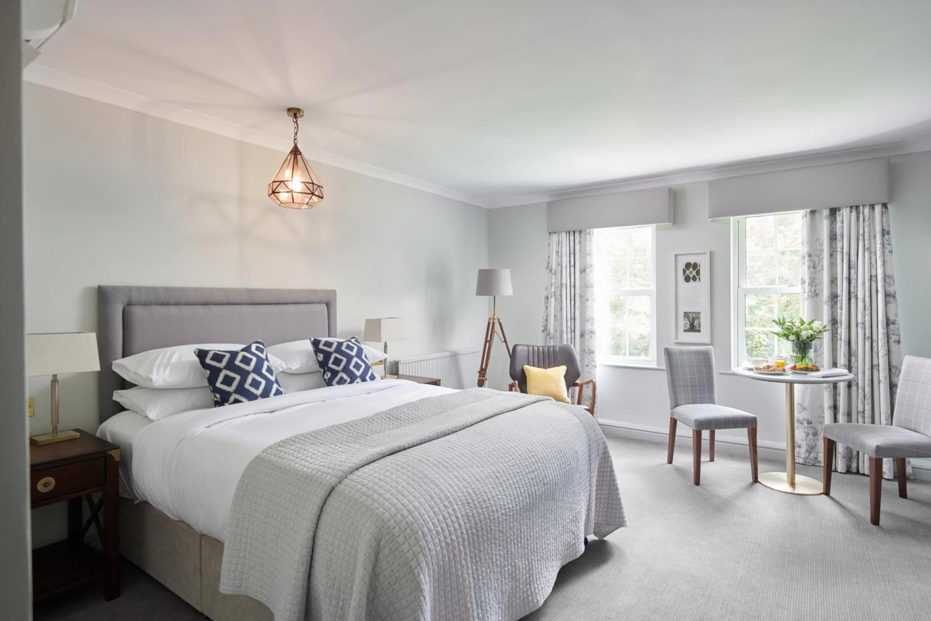 Photo of the whole room, Bed in Burnham Beeches Hotel & Spa