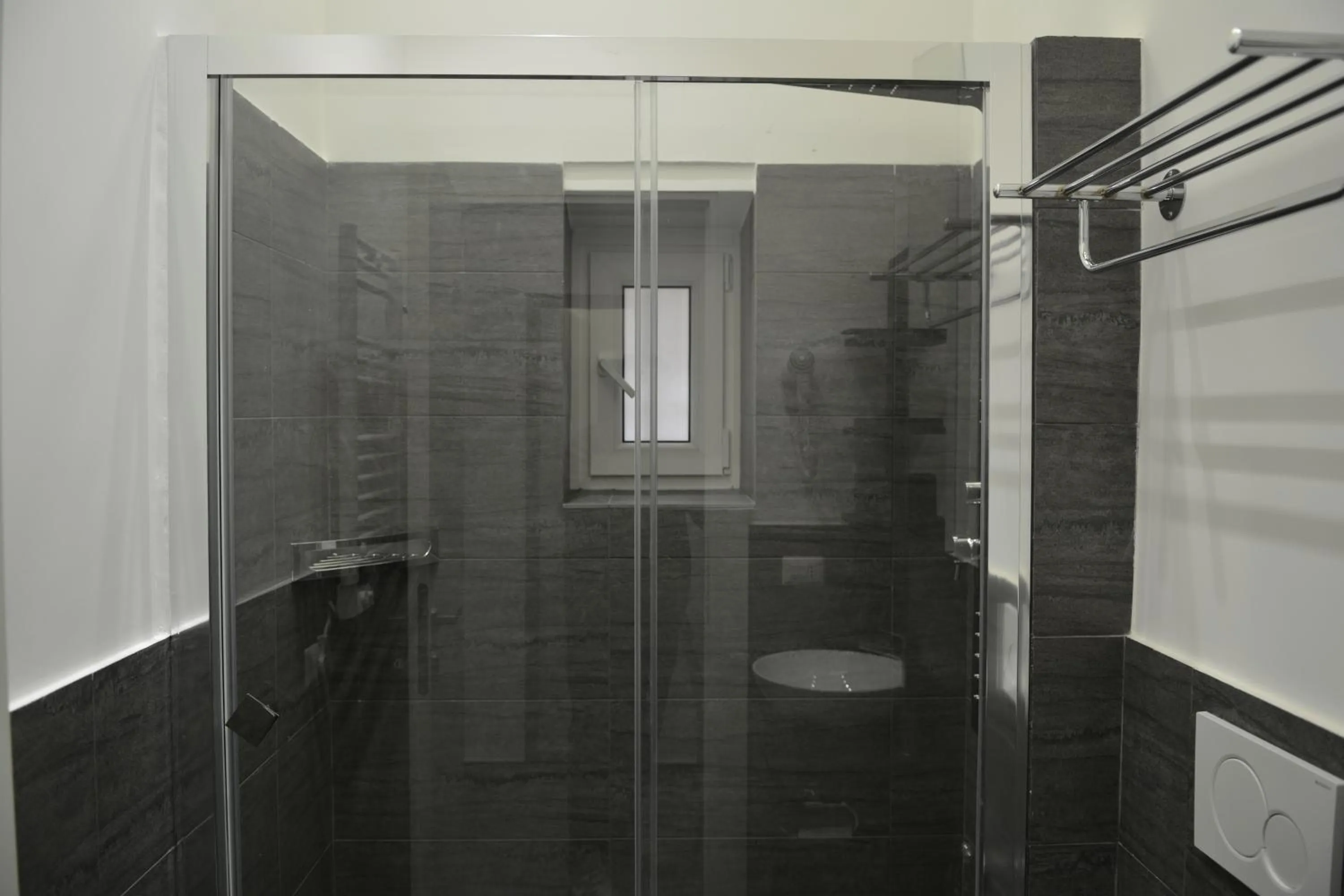 Shower in Room 91-S. Peter