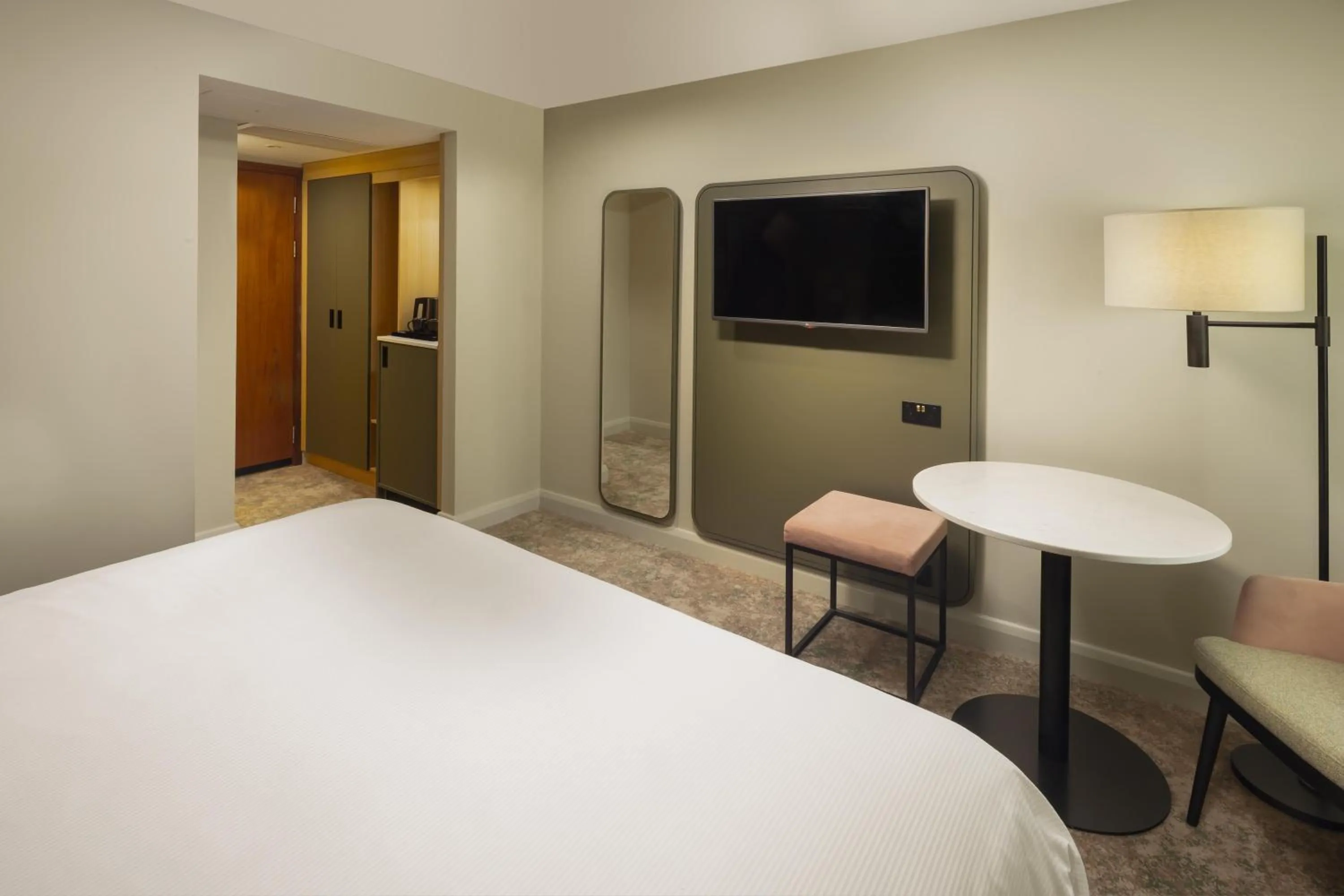 Bed in DoubleTree by Hilton Chester