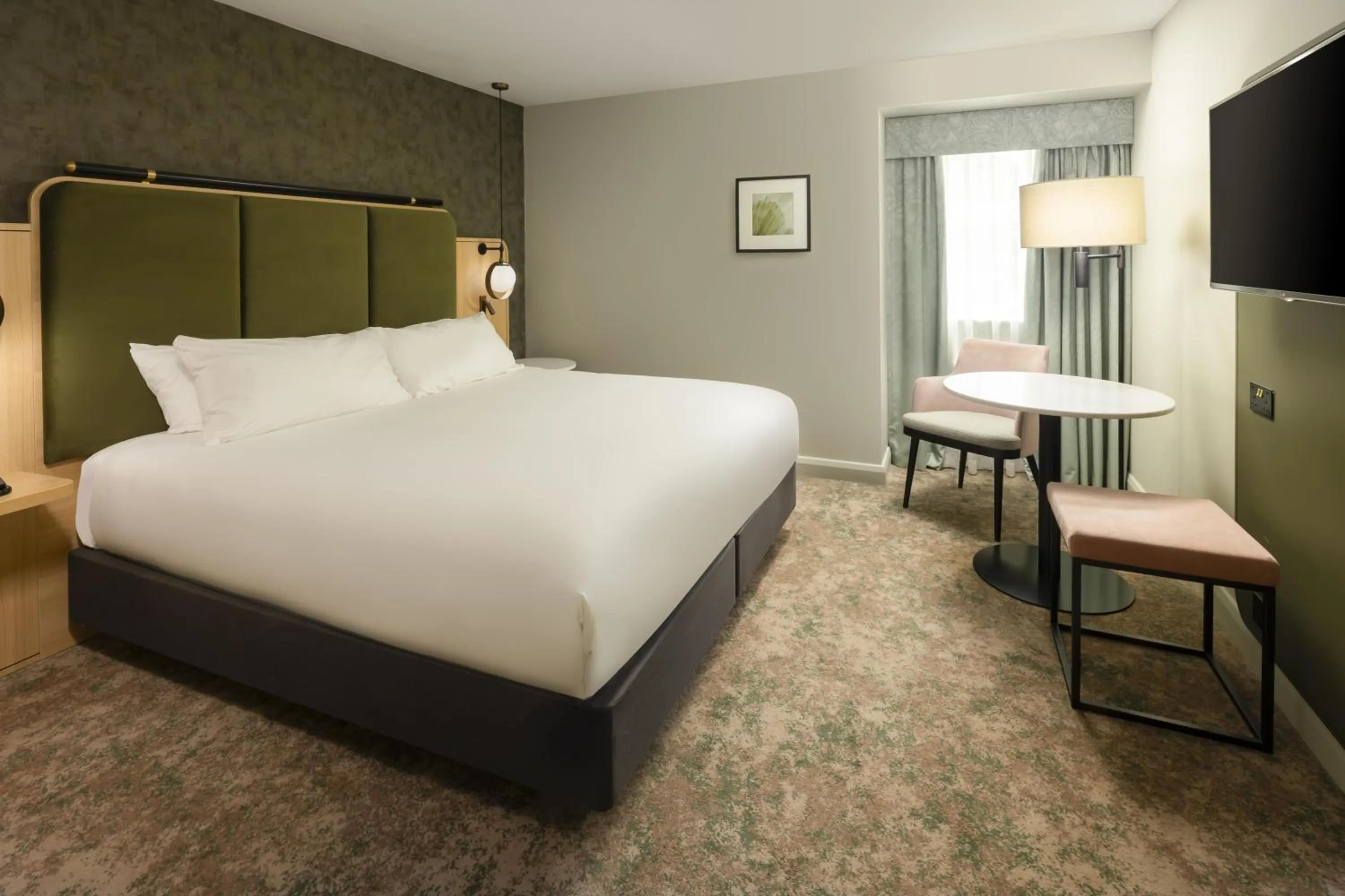 Bed in DoubleTree by Hilton Chester