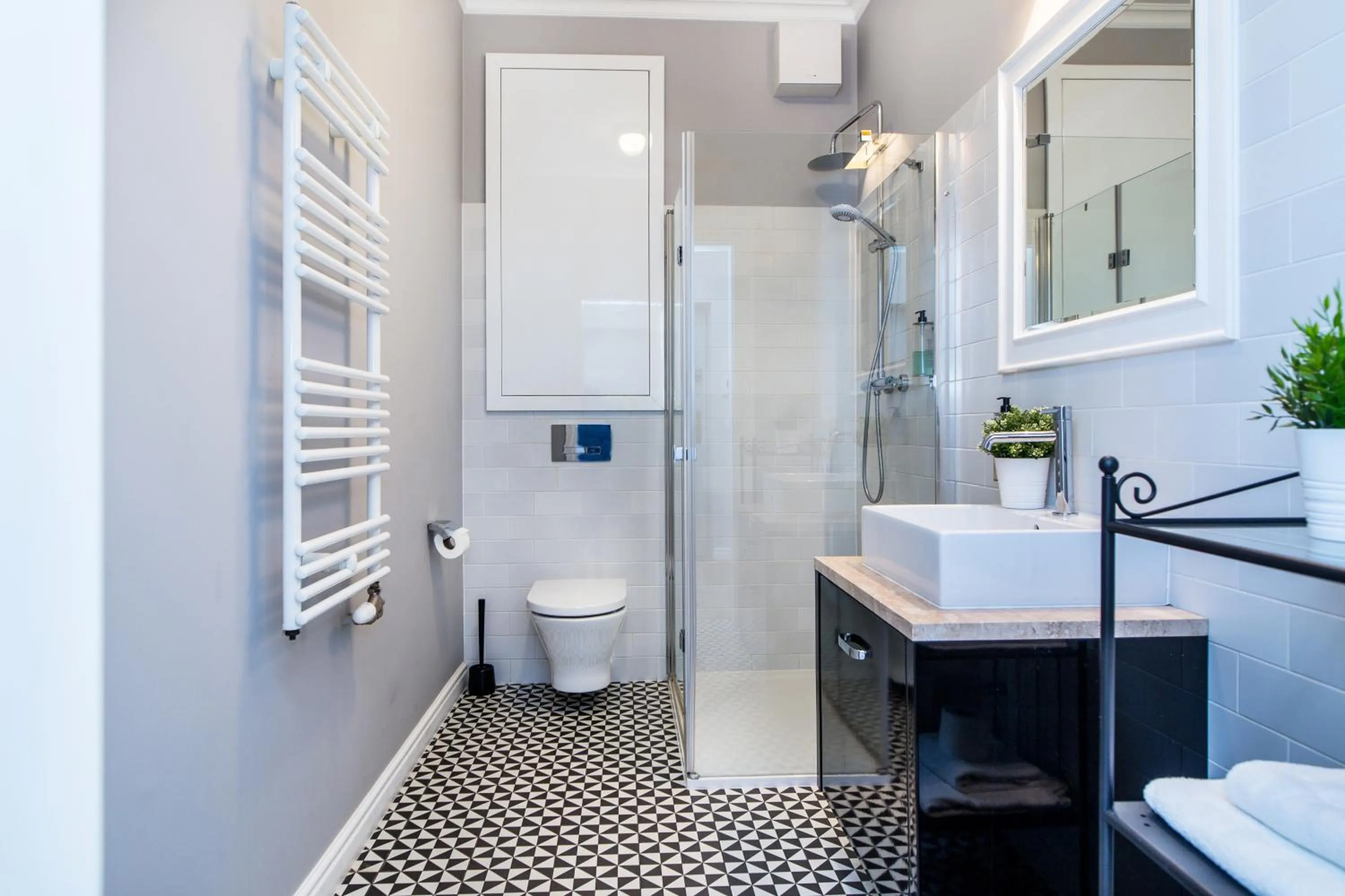 Shower in Cracow Rentals Zacisze