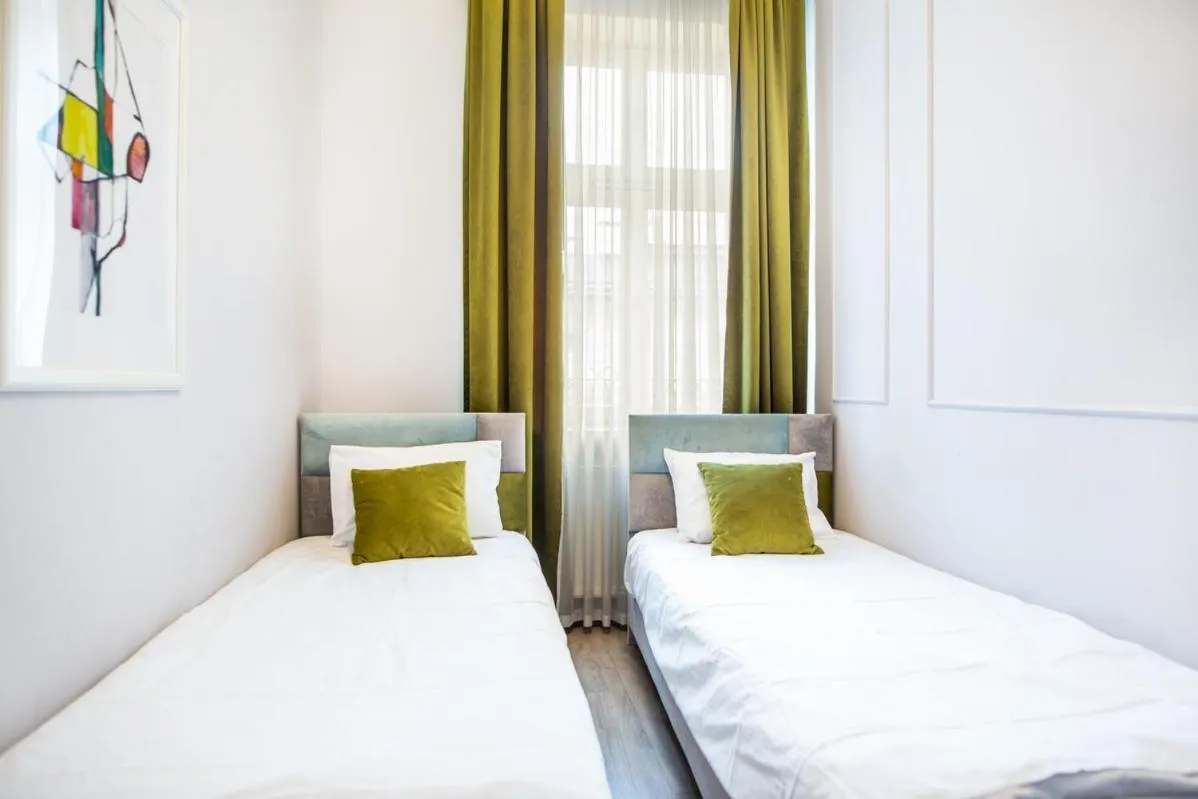 Bed in Cracow Rentals Zacisze