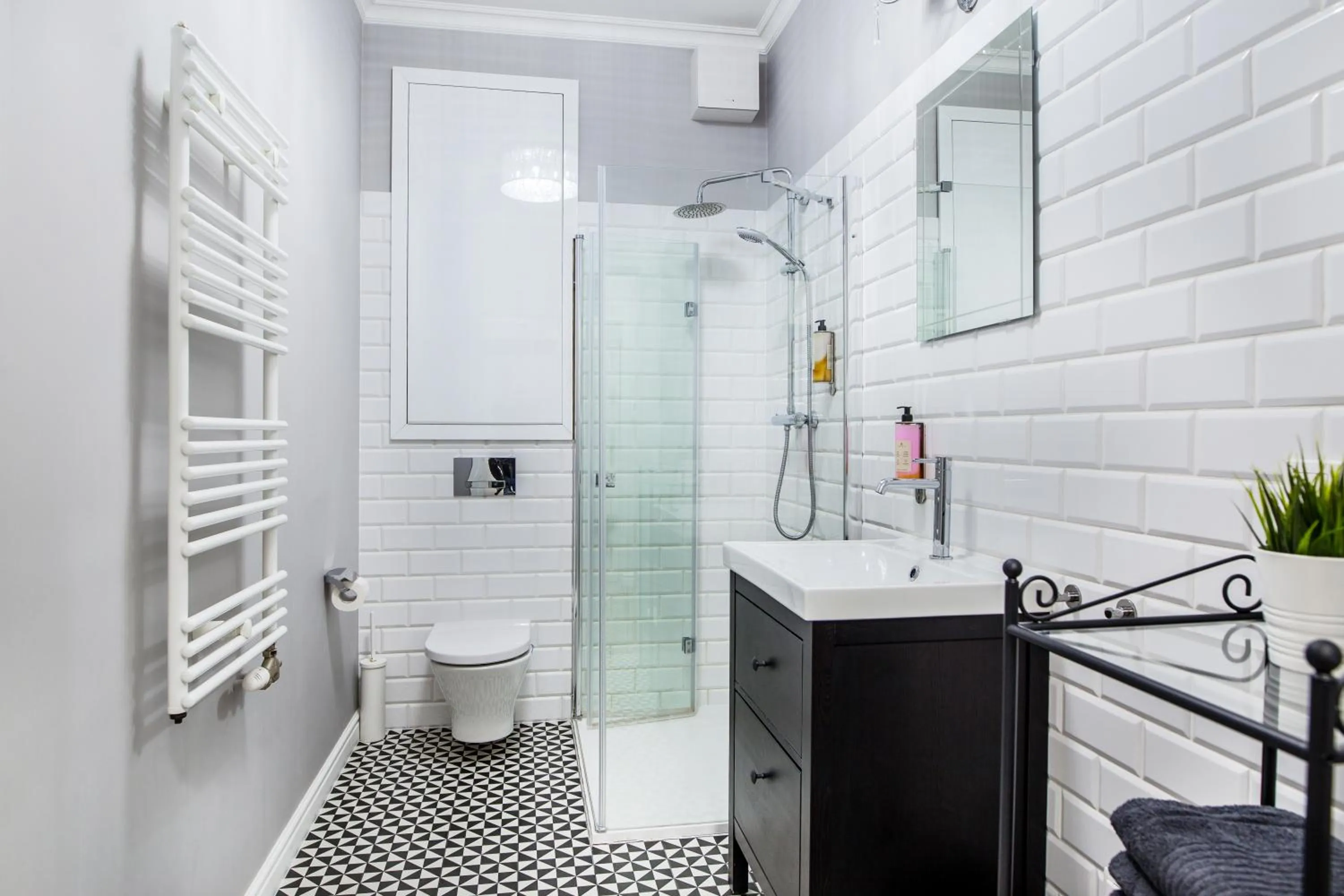 Shower in Cracow Rentals Zacisze