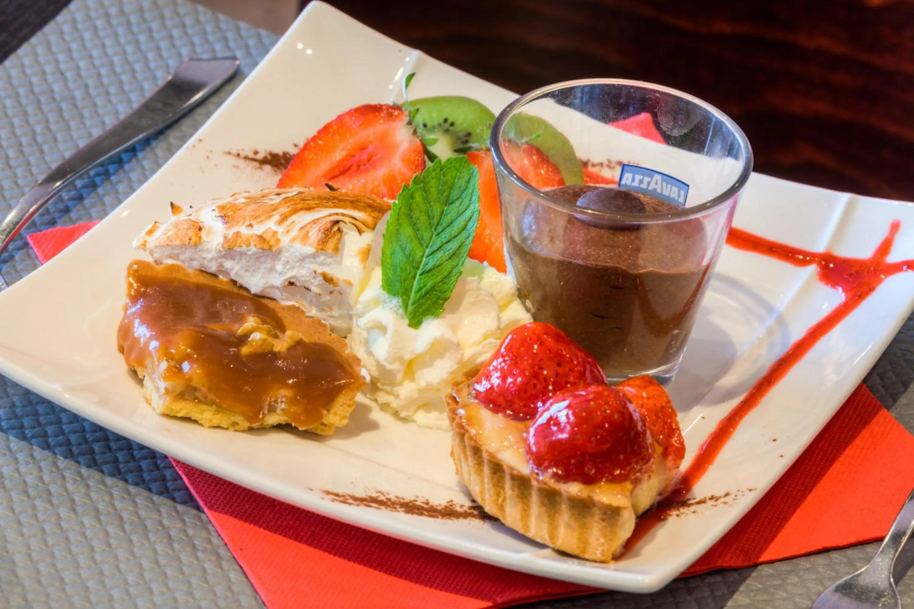 Food close-up in Aux Prisons de Montagny