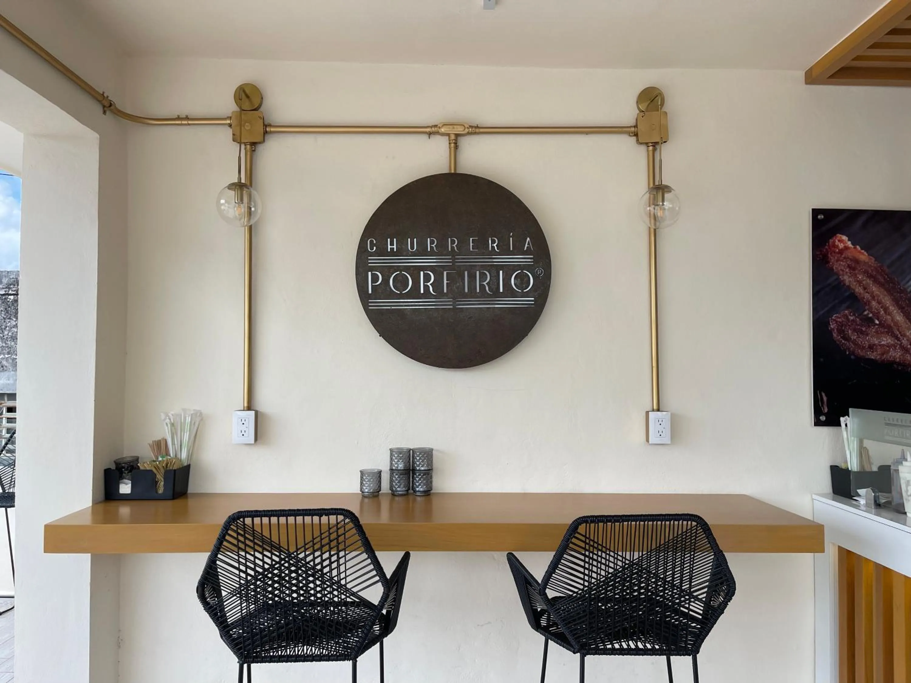 Dining area in Margarett Hotel