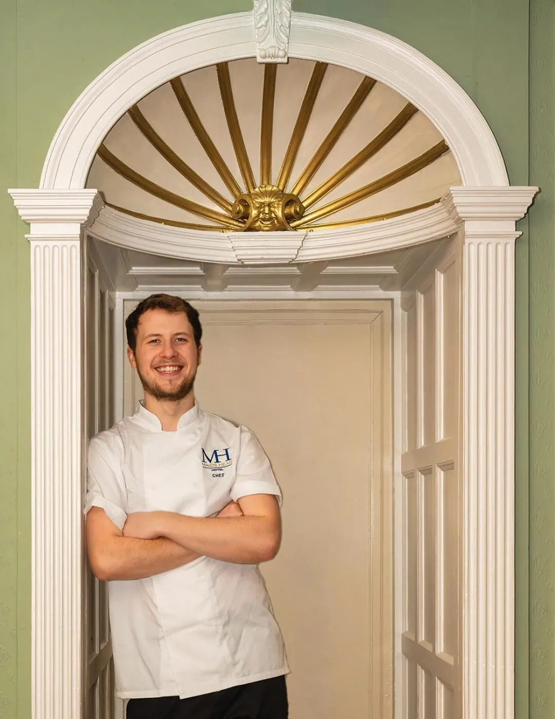 People in The Maids Head Hotel