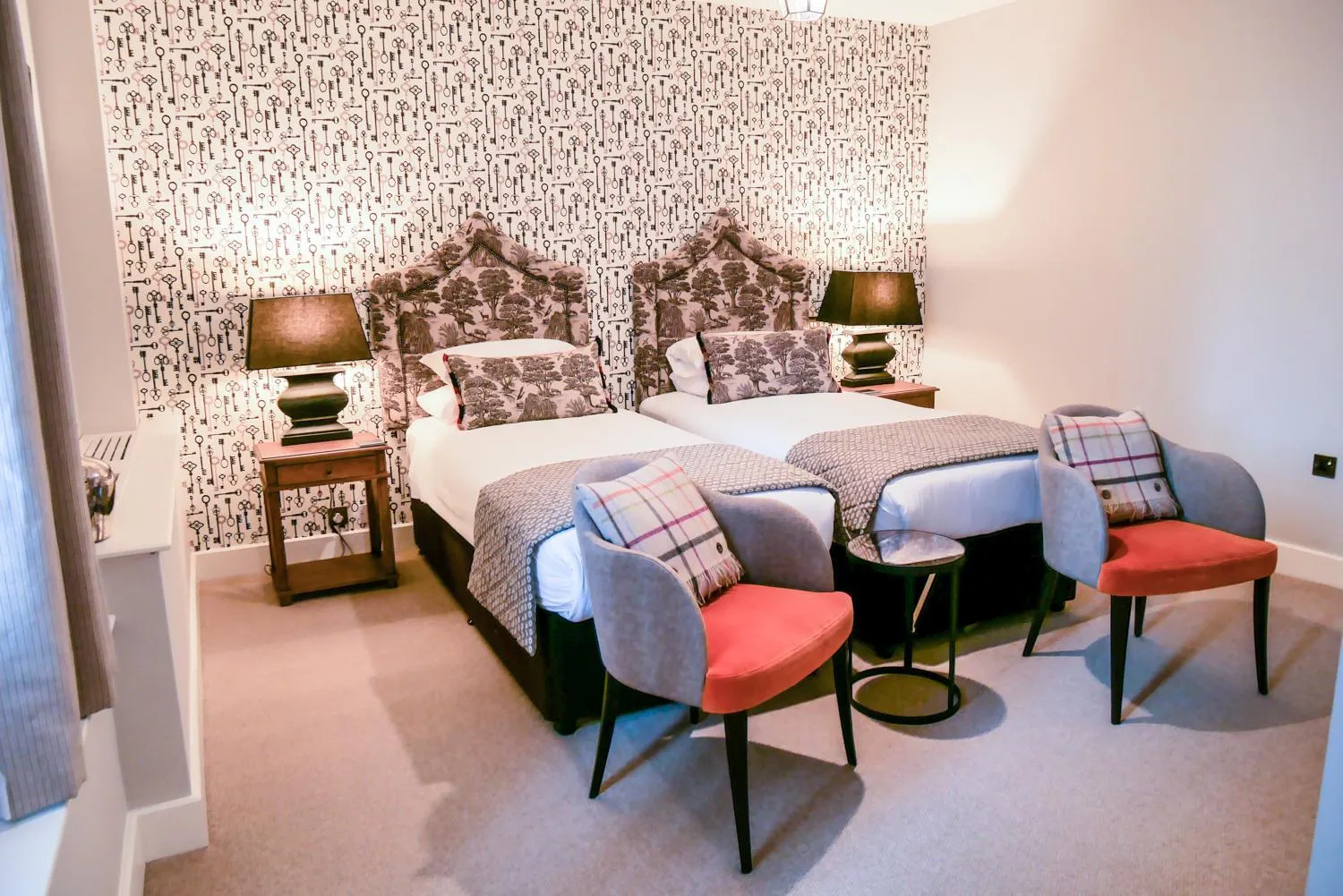 Bed in The Maids Head Hotel