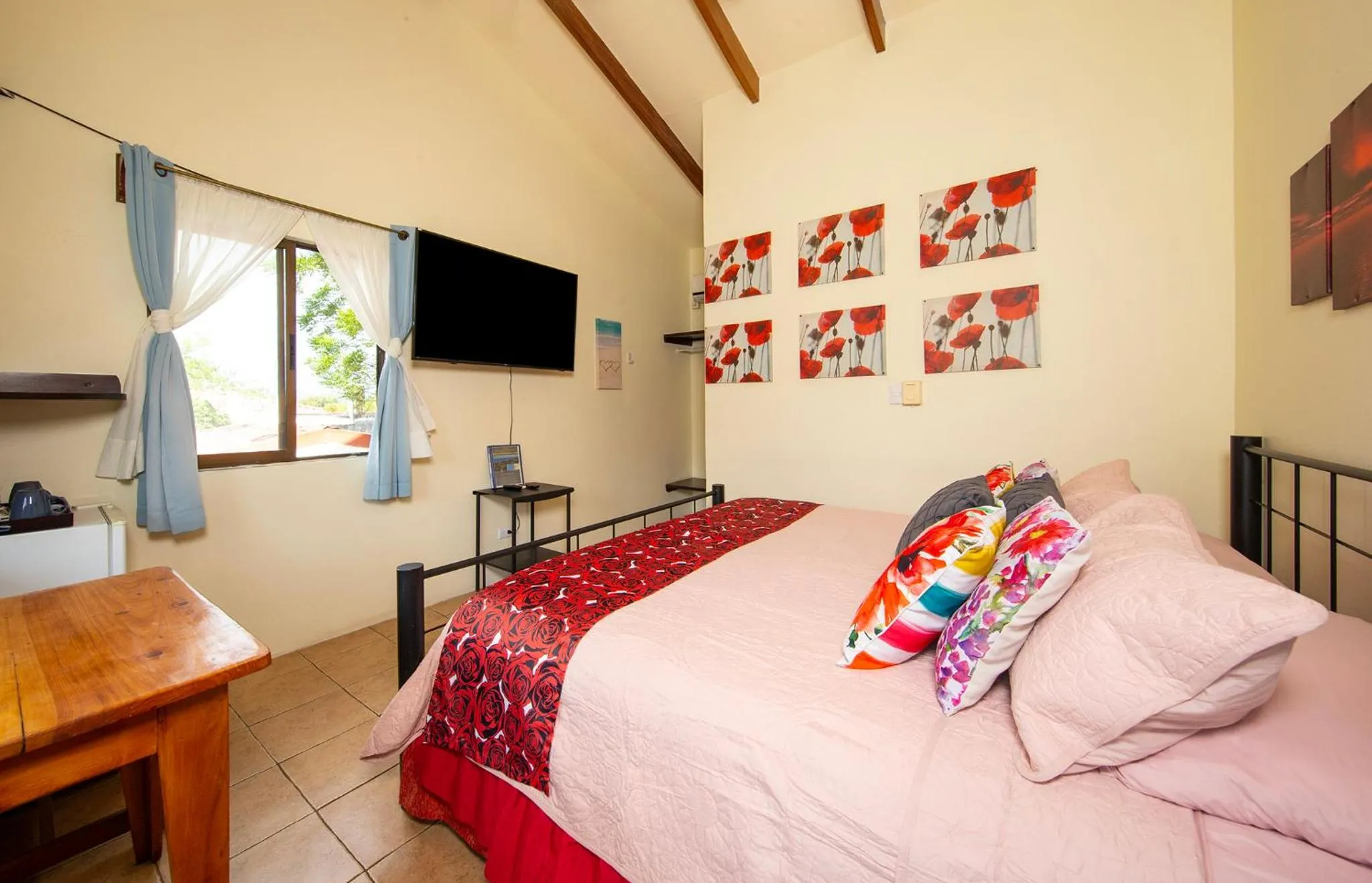 Photo of the whole room, Bed in Hotel Diversion Tropical