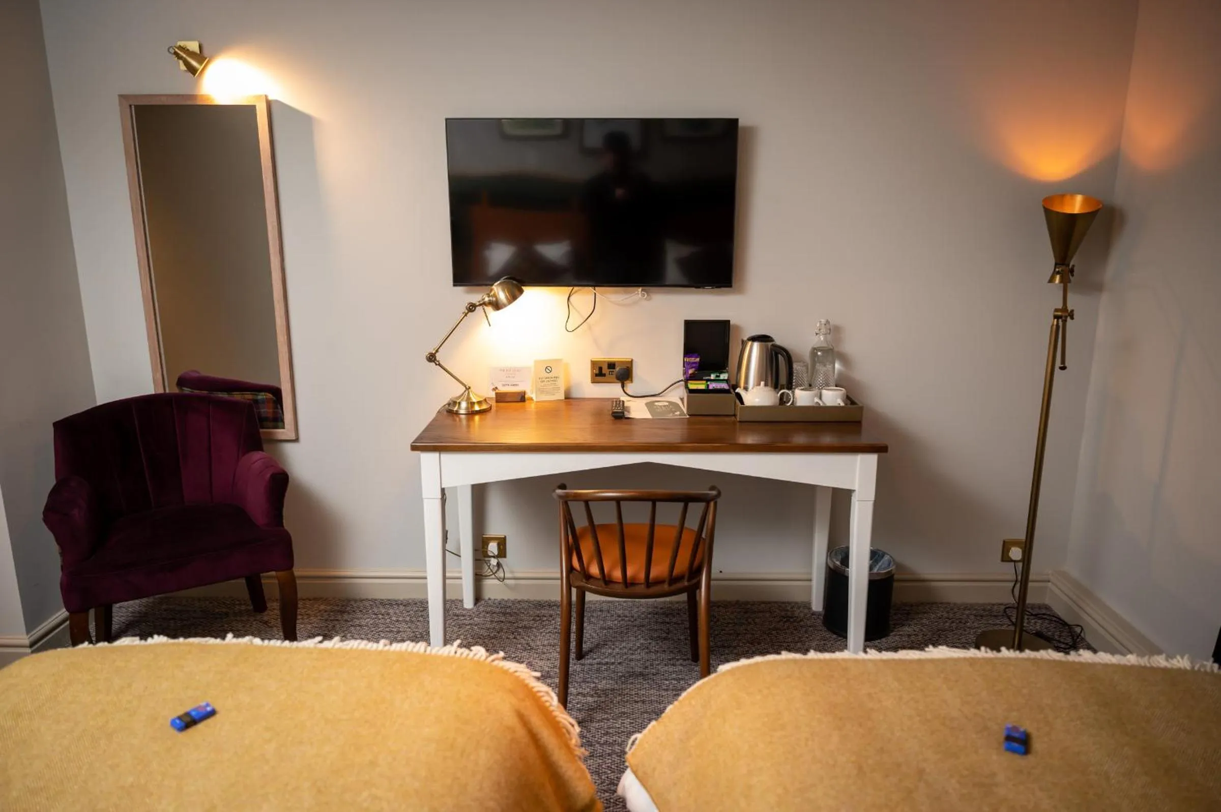 Bedroom, Bed in Green Man by Chef & Brewer Collection