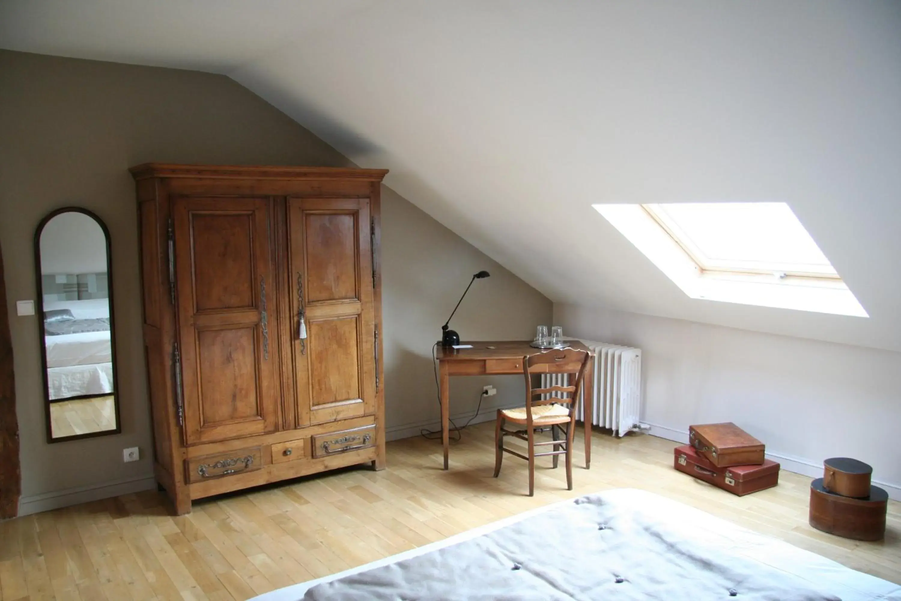 Double or Twin Room with Private Bathroom - single occupancy in Chambres d'hôtes Le Clos d'Hauteville Double or Twin Room with Private Bathroom - single occupancy in Chambres d'hôtes Le Clos d'Hauteville