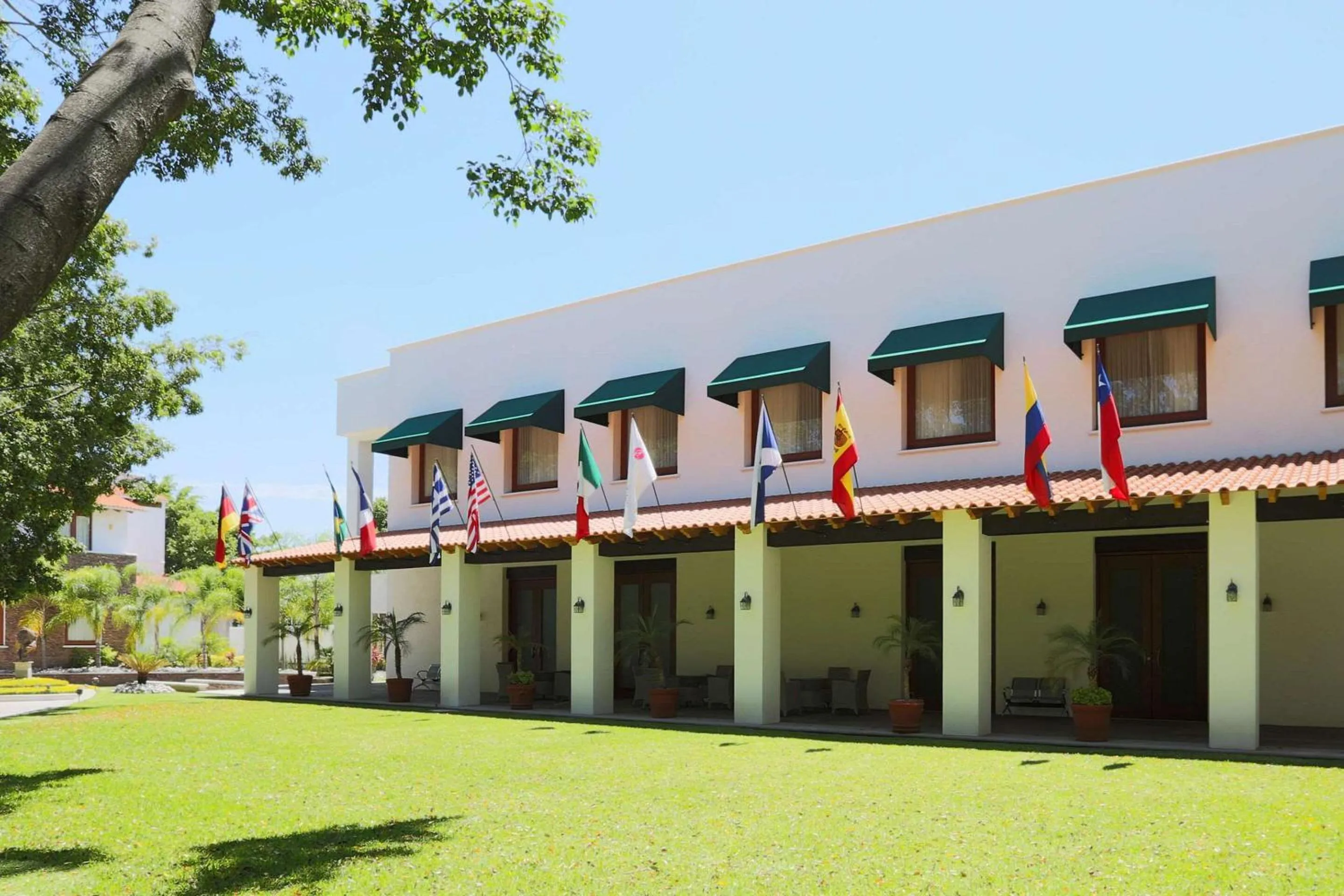 Property building in Radisson Hotel Cuernavaca