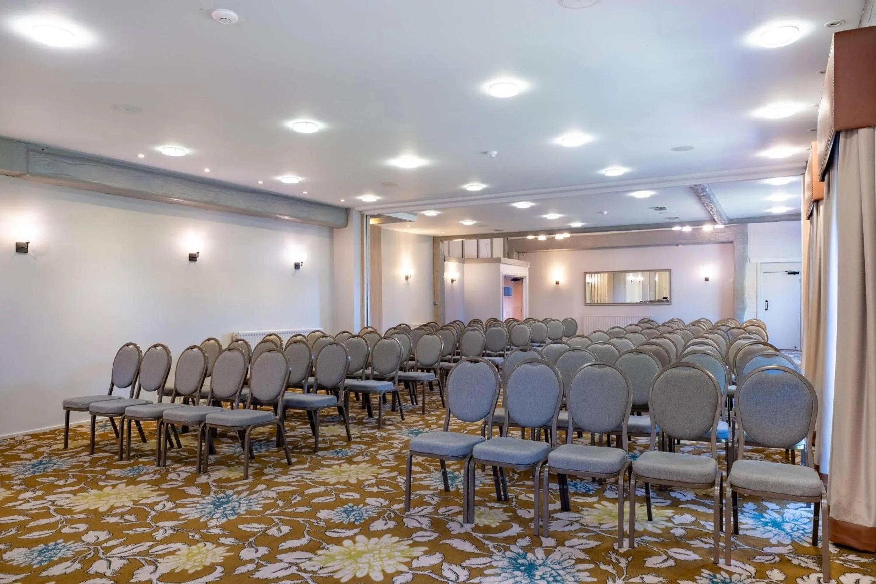 Meeting/conference room in Clarion Hotel Charlecote Pheasant