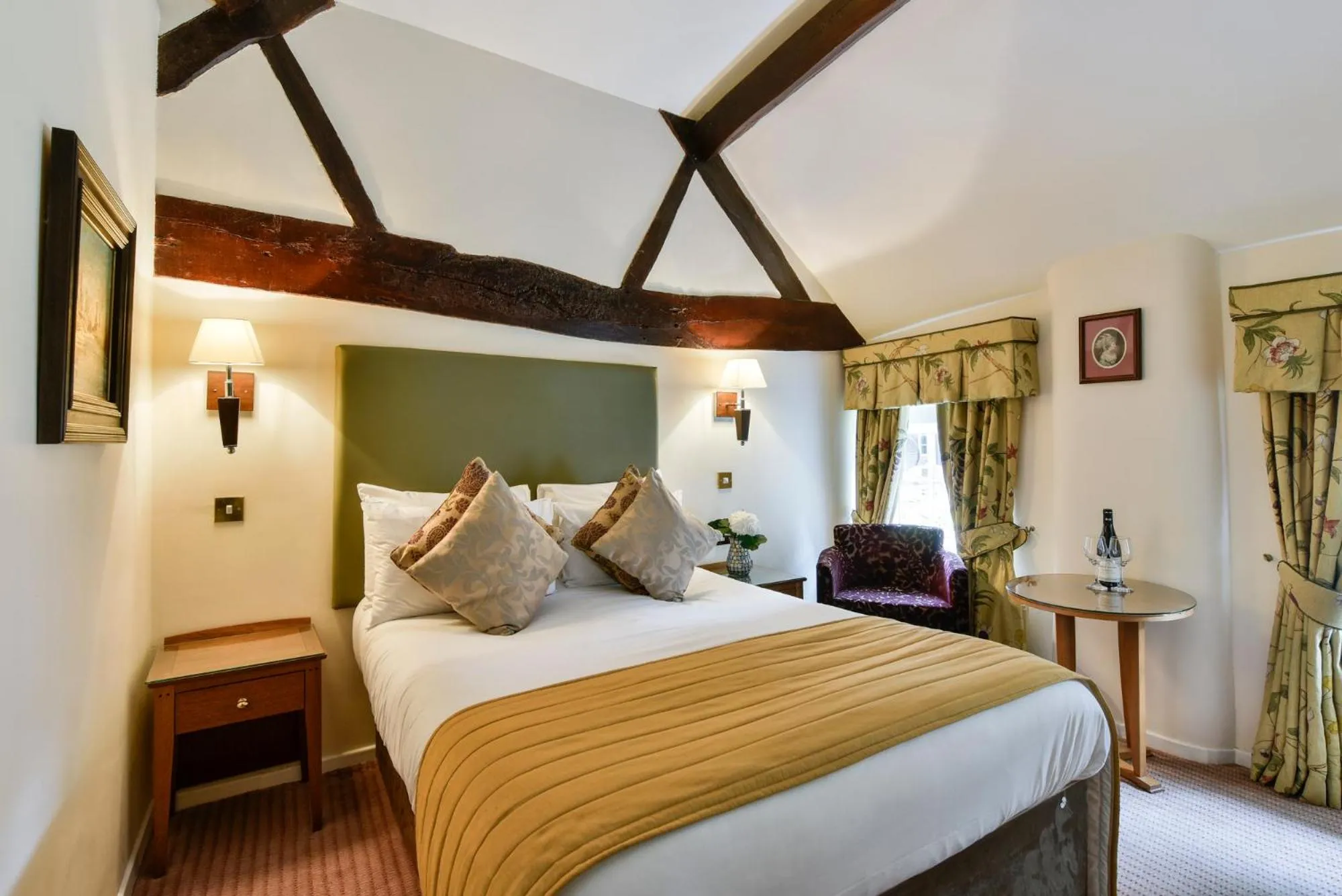 Bed in Clarion Hotel Charlecote Pheasant