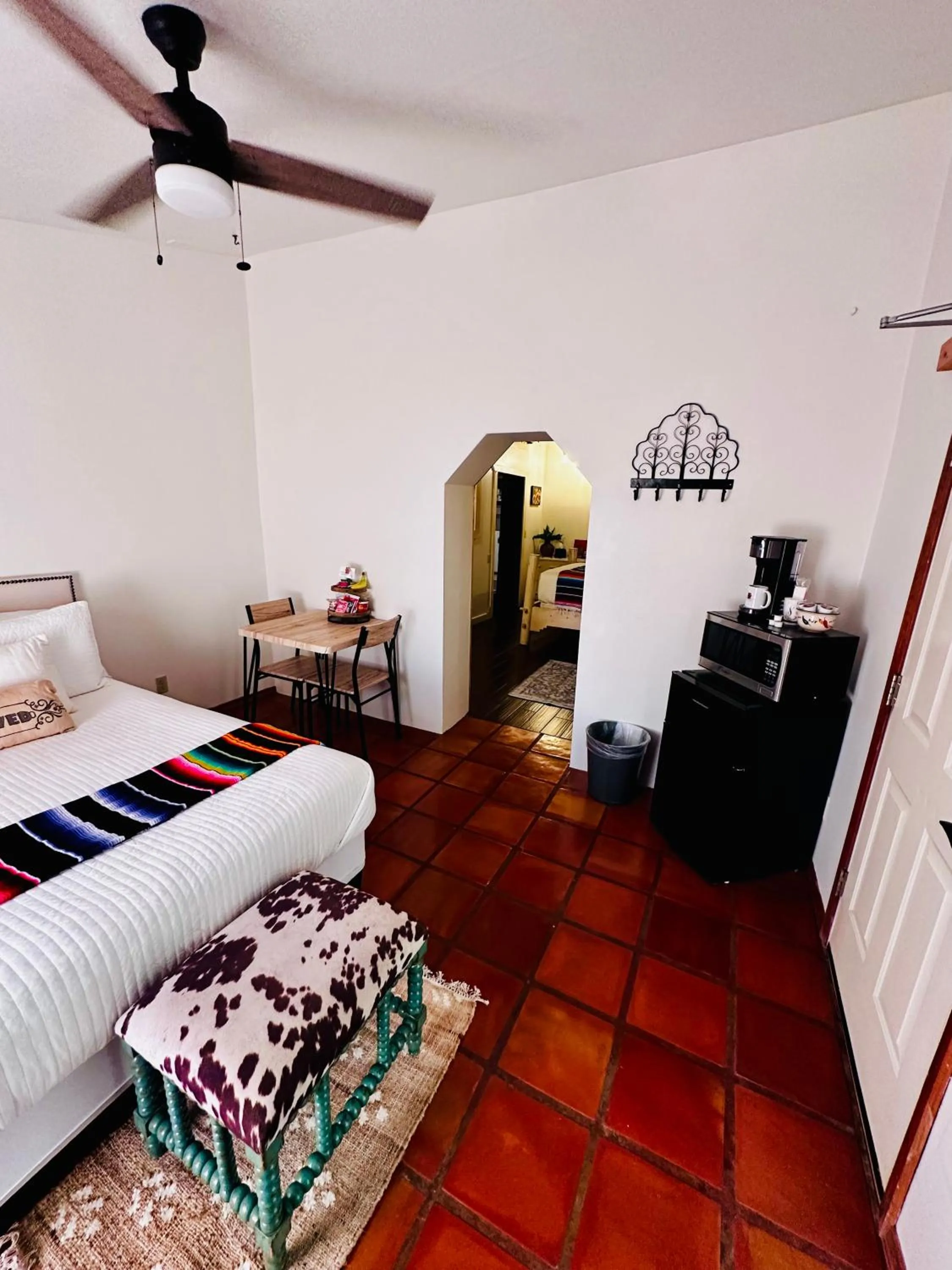 Bed in Adobe Rose Boutique Inn