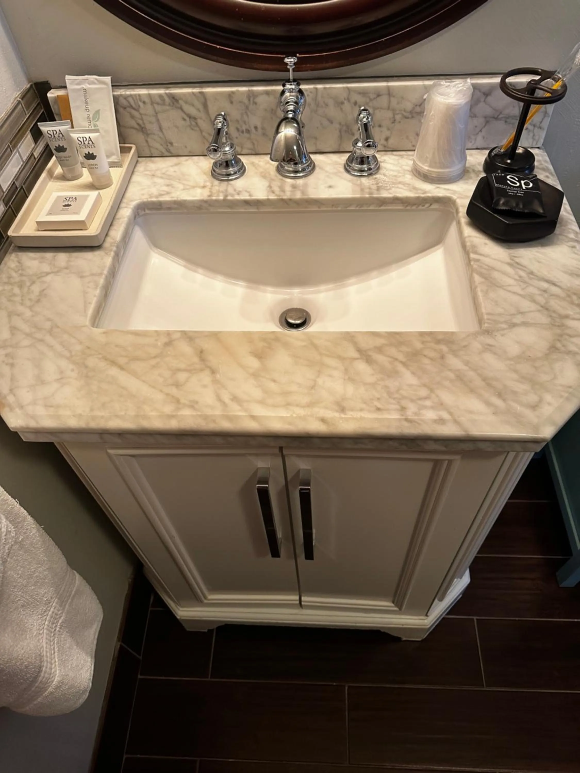 Adobe Rose Boutique Inn