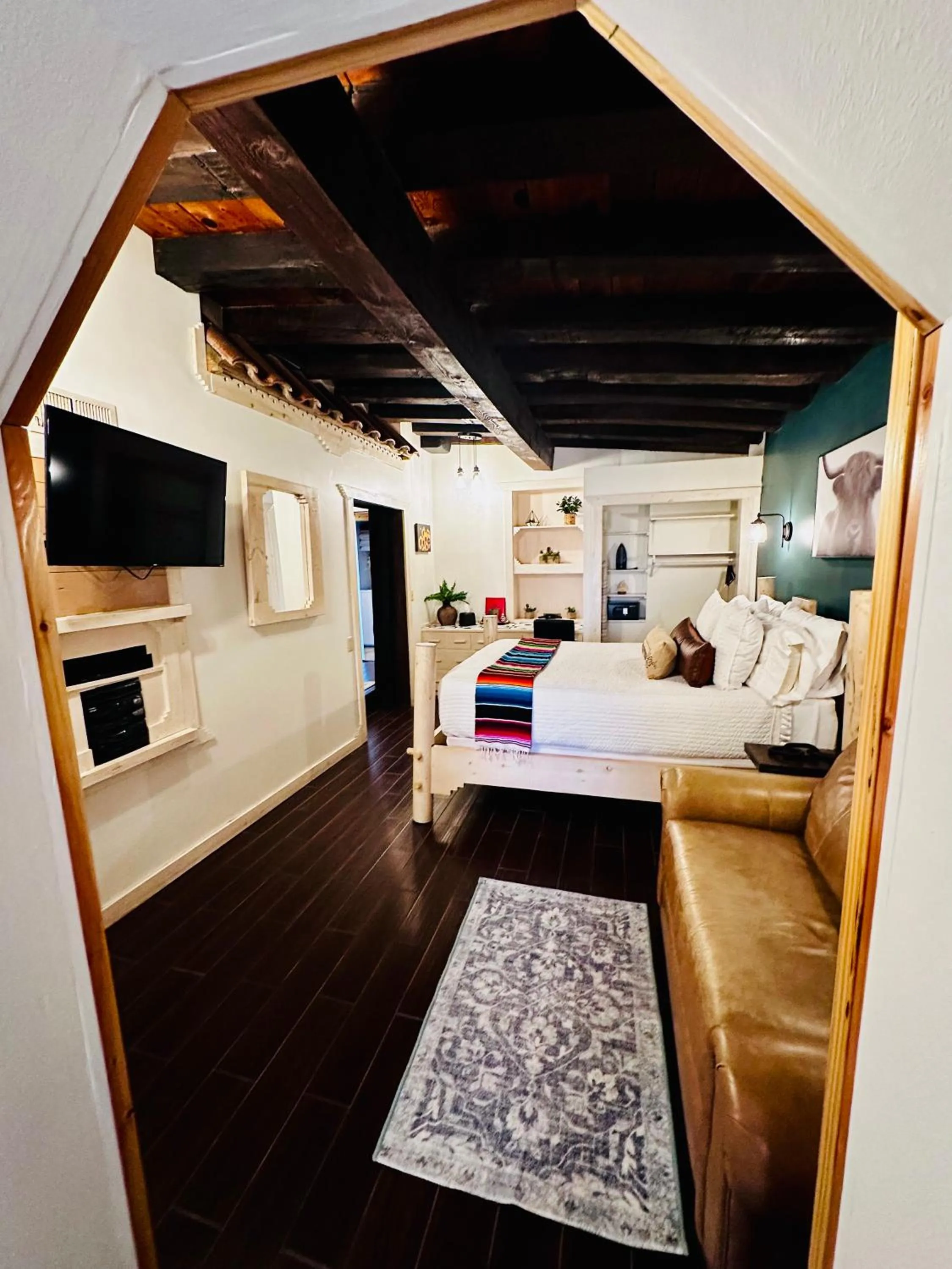 Bed in Adobe Rose Boutique Inn