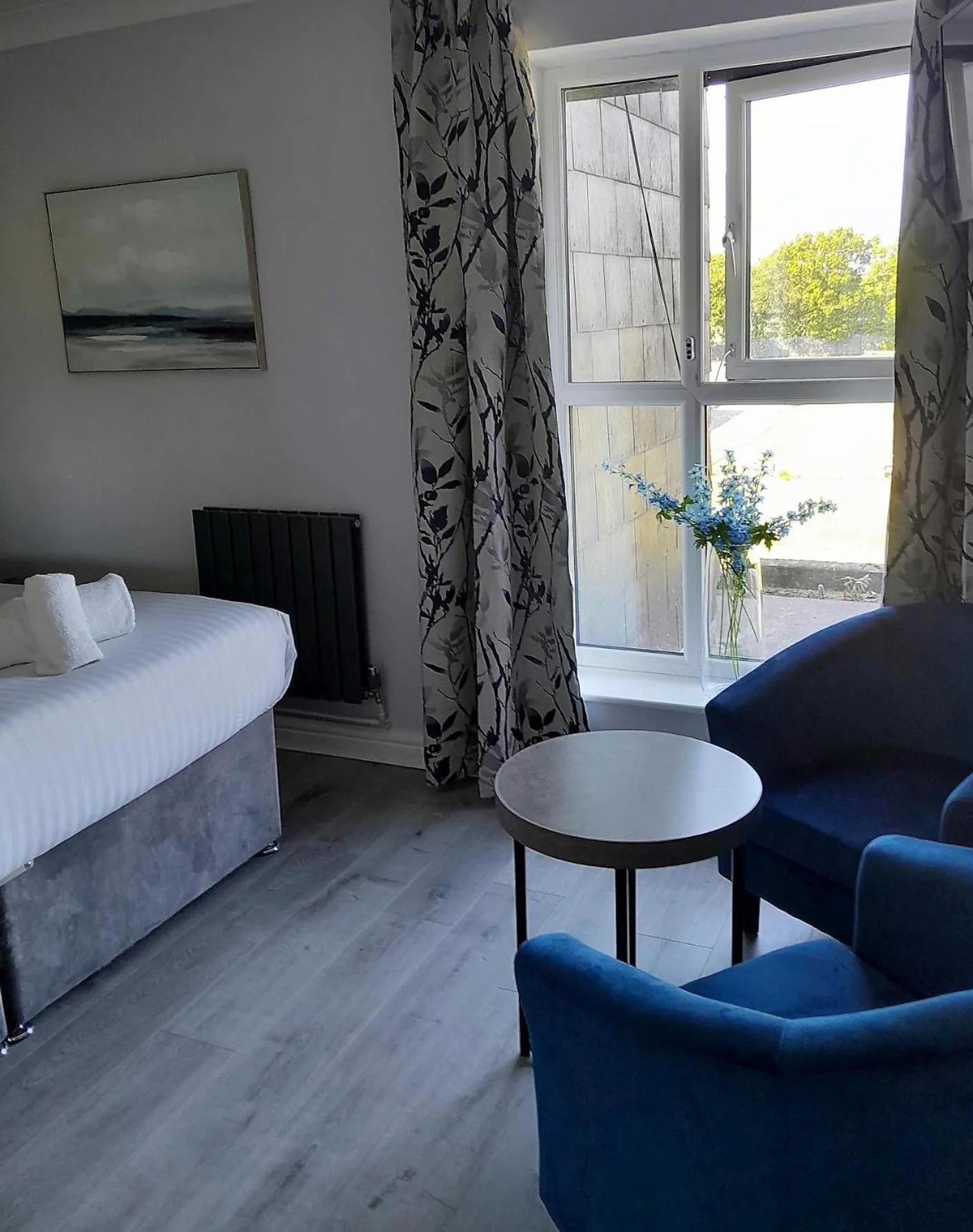 Bed in The Hillcrest Hotel