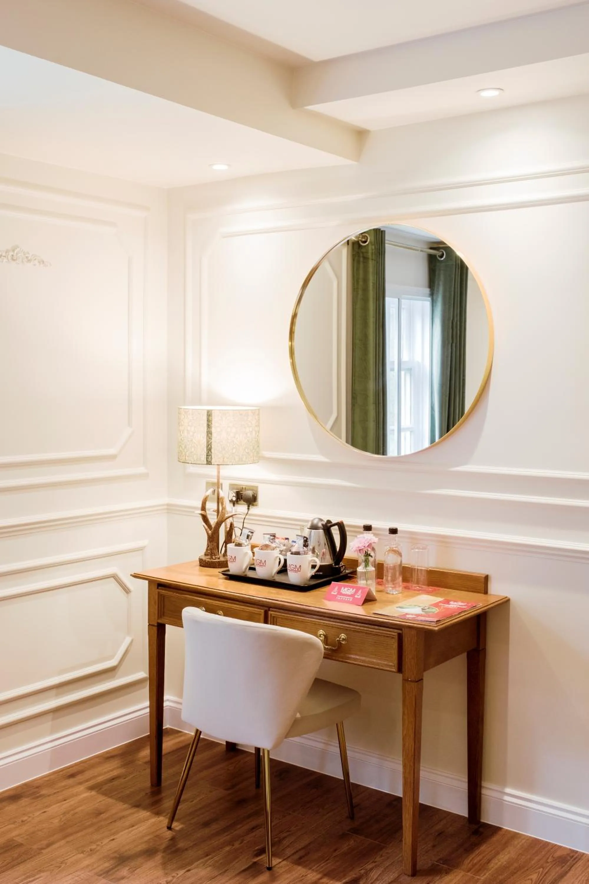 Bedroom in Muthu Clumber Park Hotel and Spa