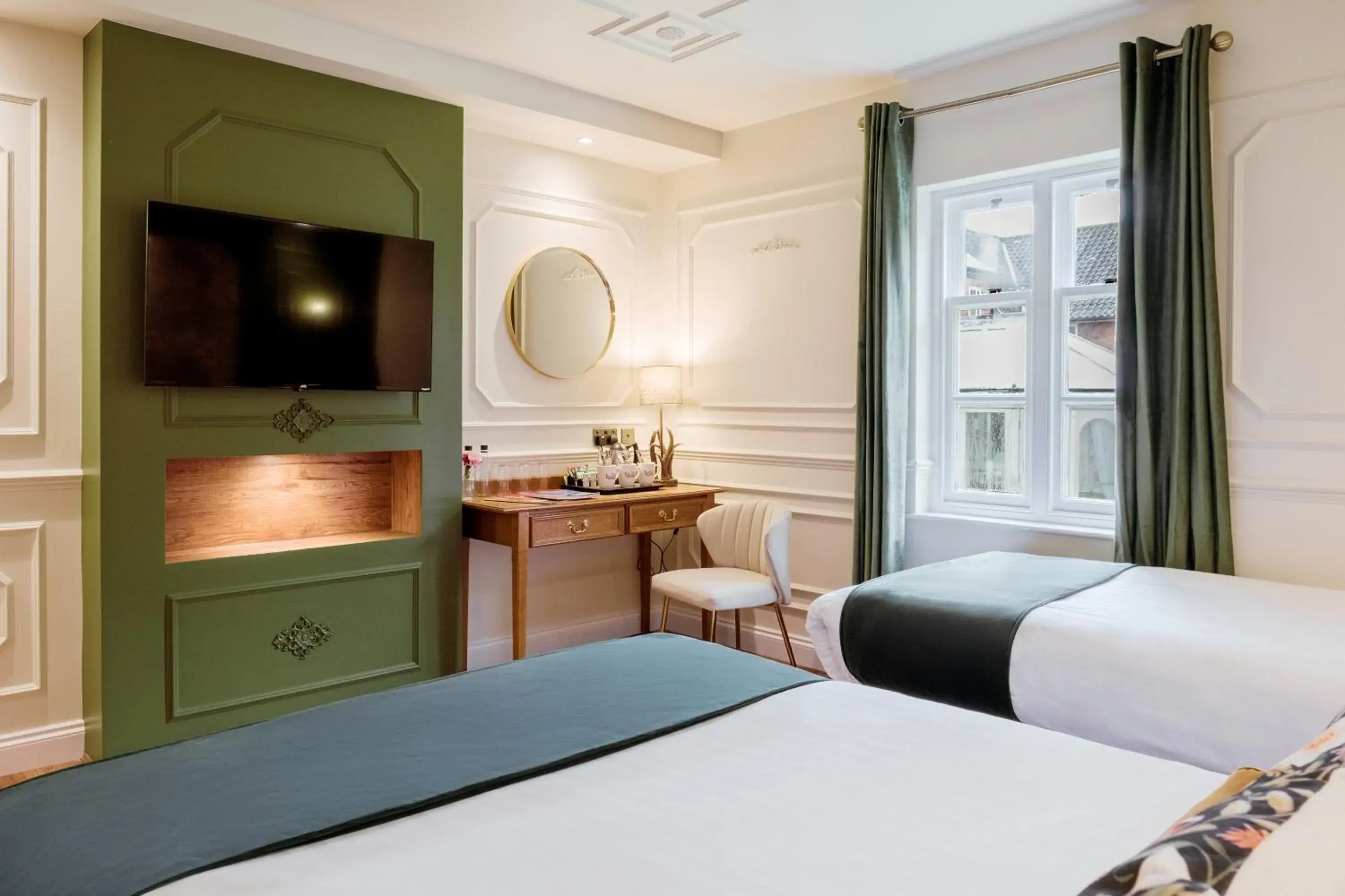 Superior Double or Twin Room in Muthu Clumber Park Hotel and Spa Superior Double or Twin Room in Muthu Clumber Park Hotel and Spa