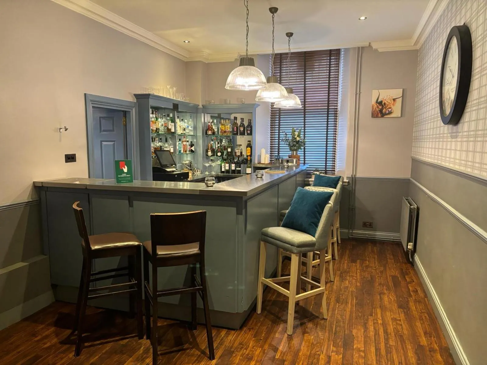 Lounge or bar in Leonardo Edinburgh City