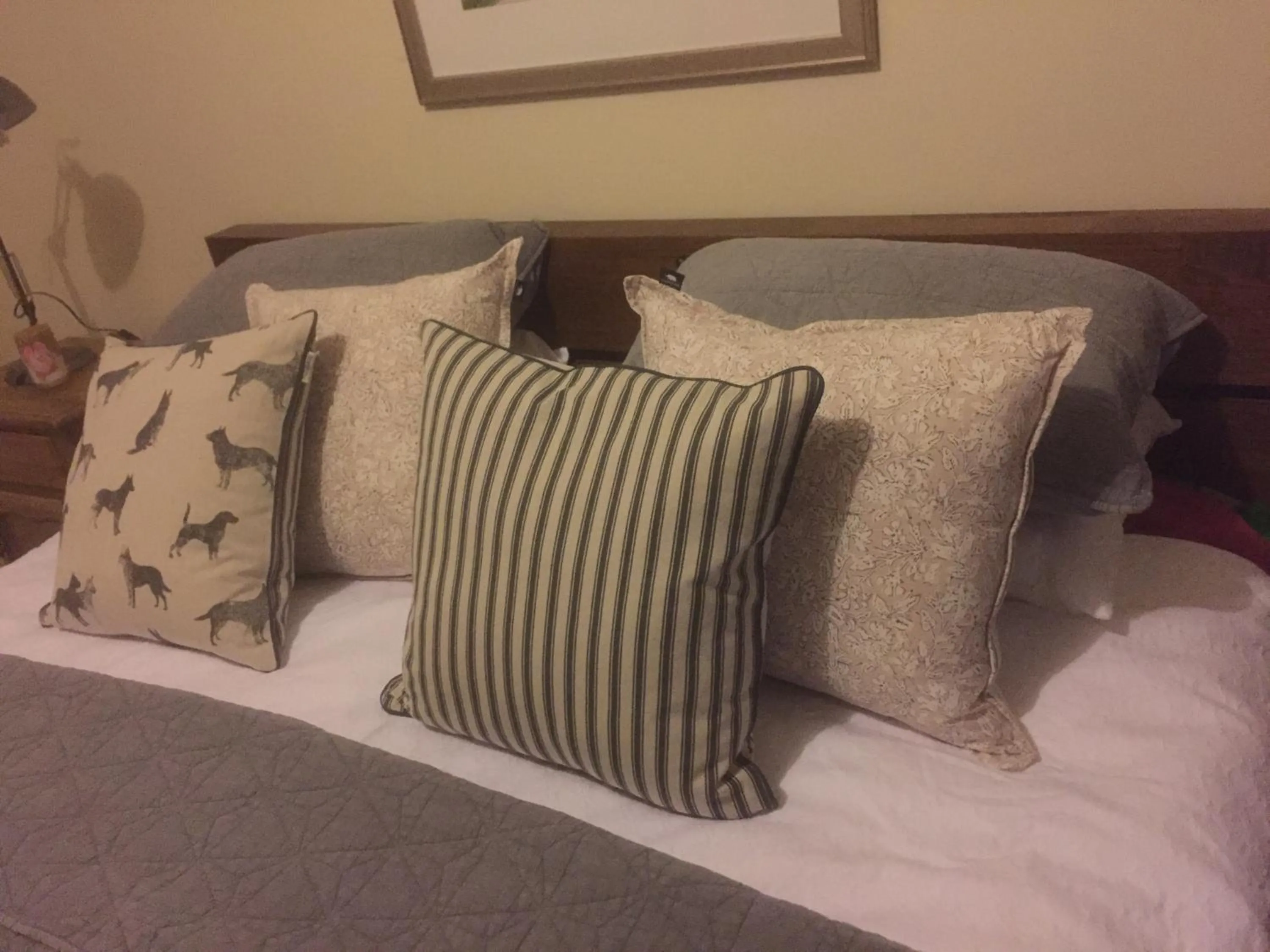 bunk bed, Bed in Helen's Homestead