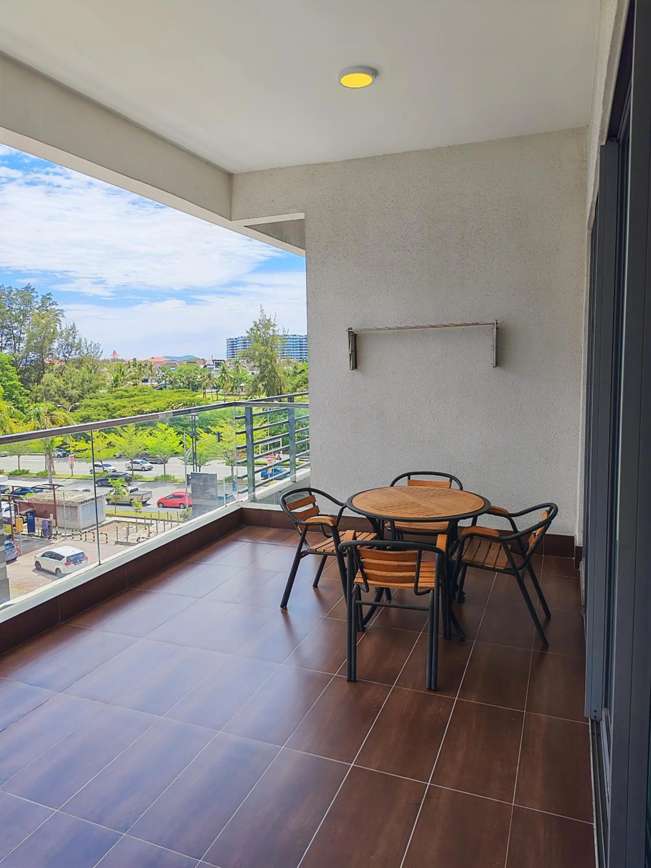 Borneo Coastal Residence @ IMAGO Mall