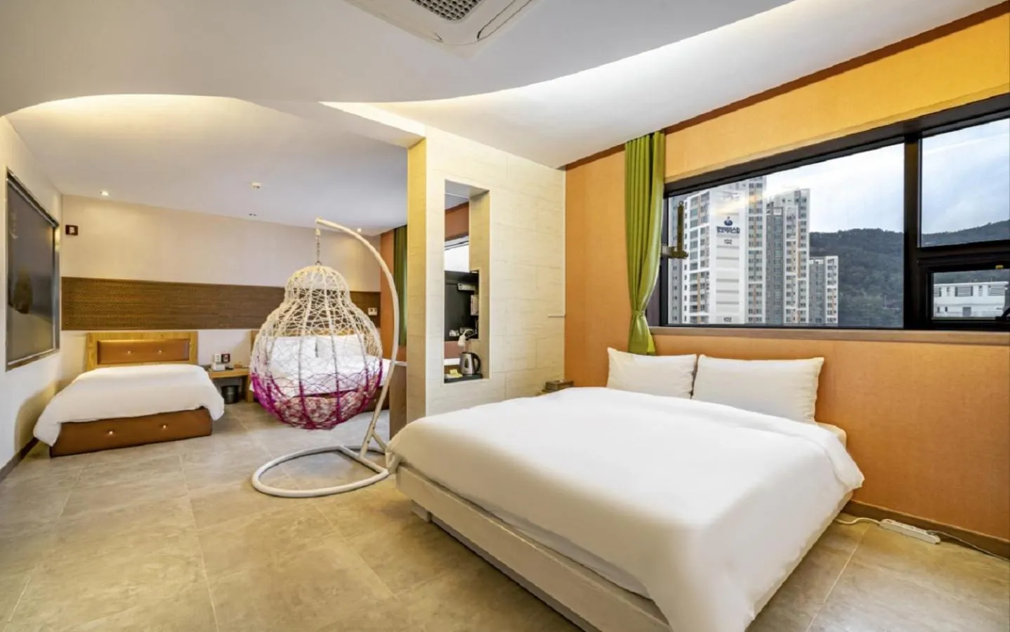 Bed in SongJeong Olla Hotel