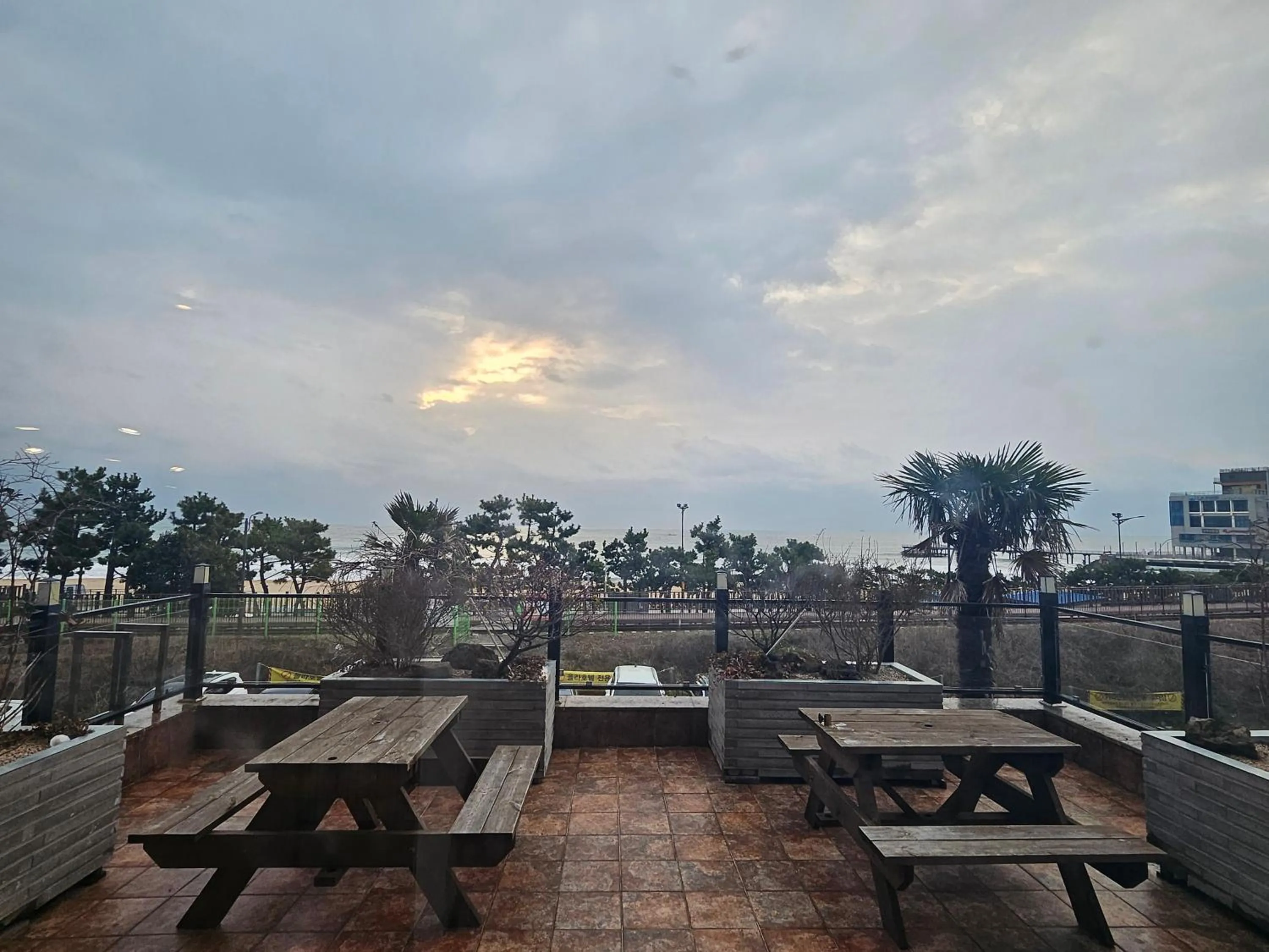 Restaurant/places to eat in SongJeong Olla Hotel