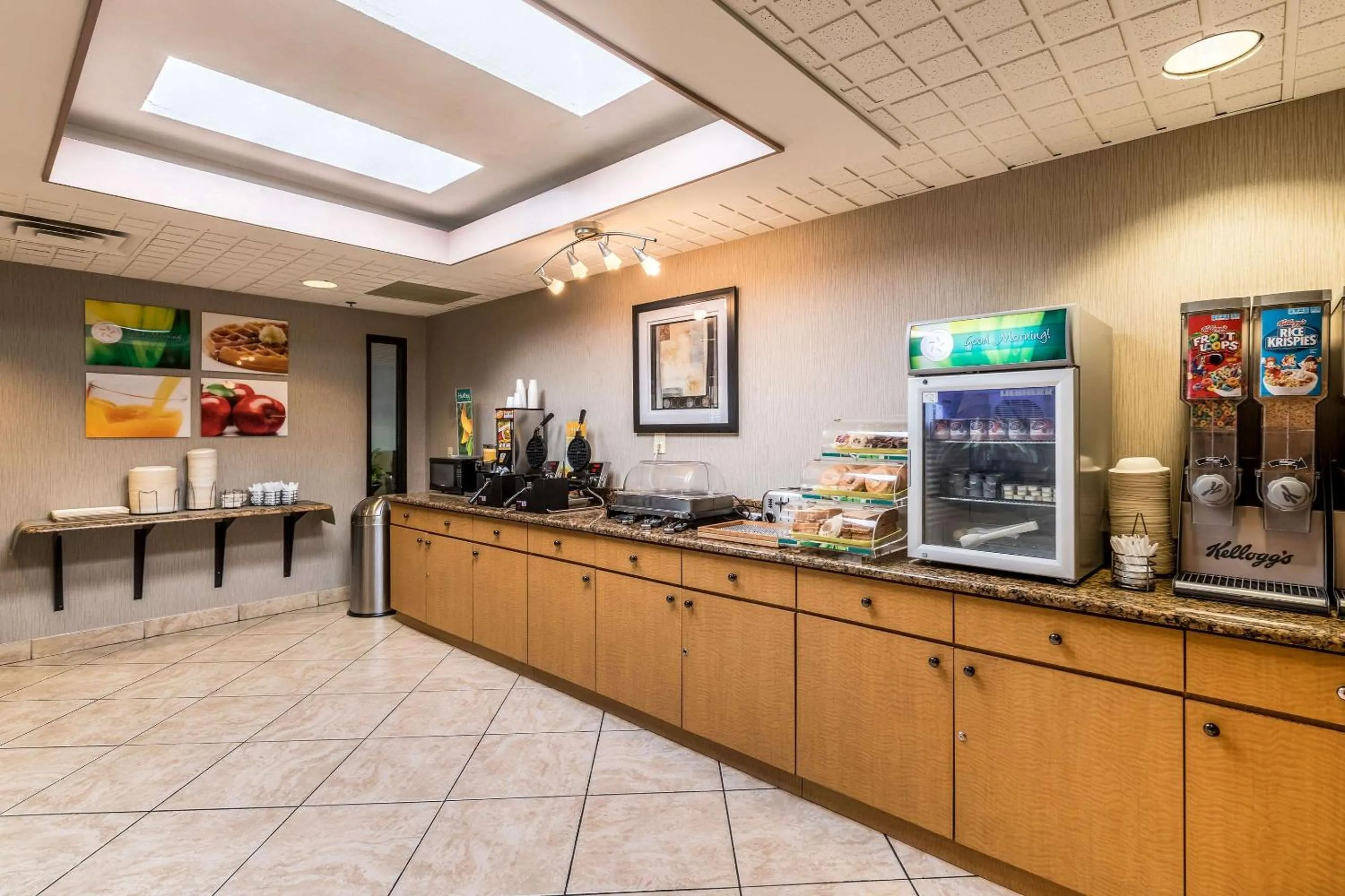 Restaurant/places to eat in Quality Inn University Lansing