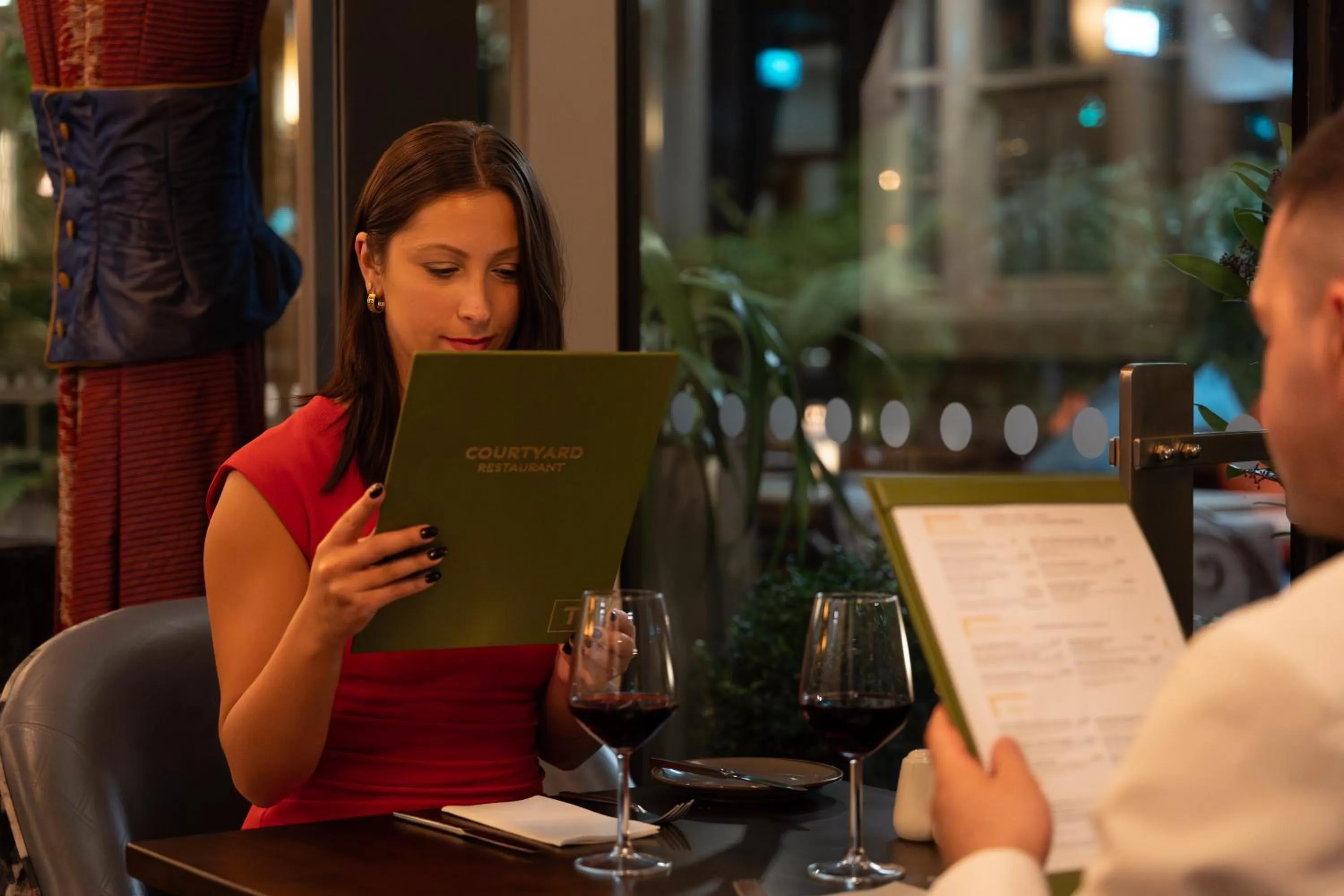 Restaurant/places to eat in The Trinity City Hotel