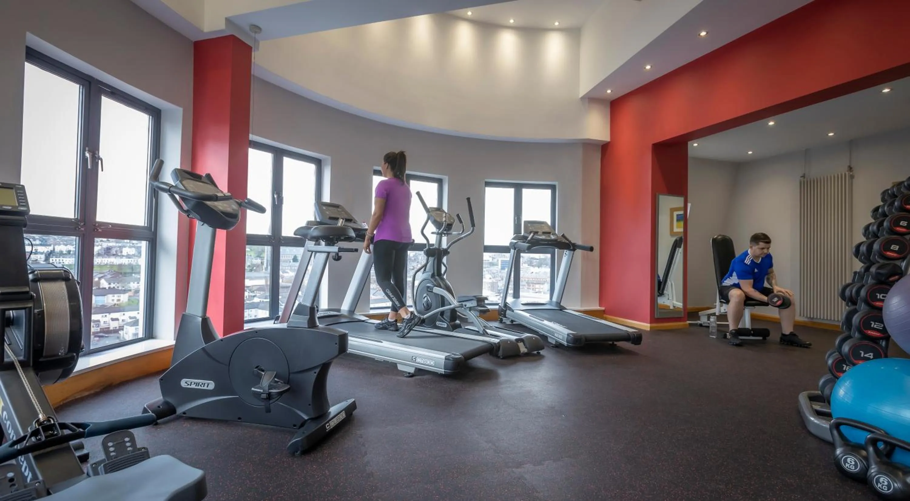 Fitness centre/facilities in Maldron Hotel Derry