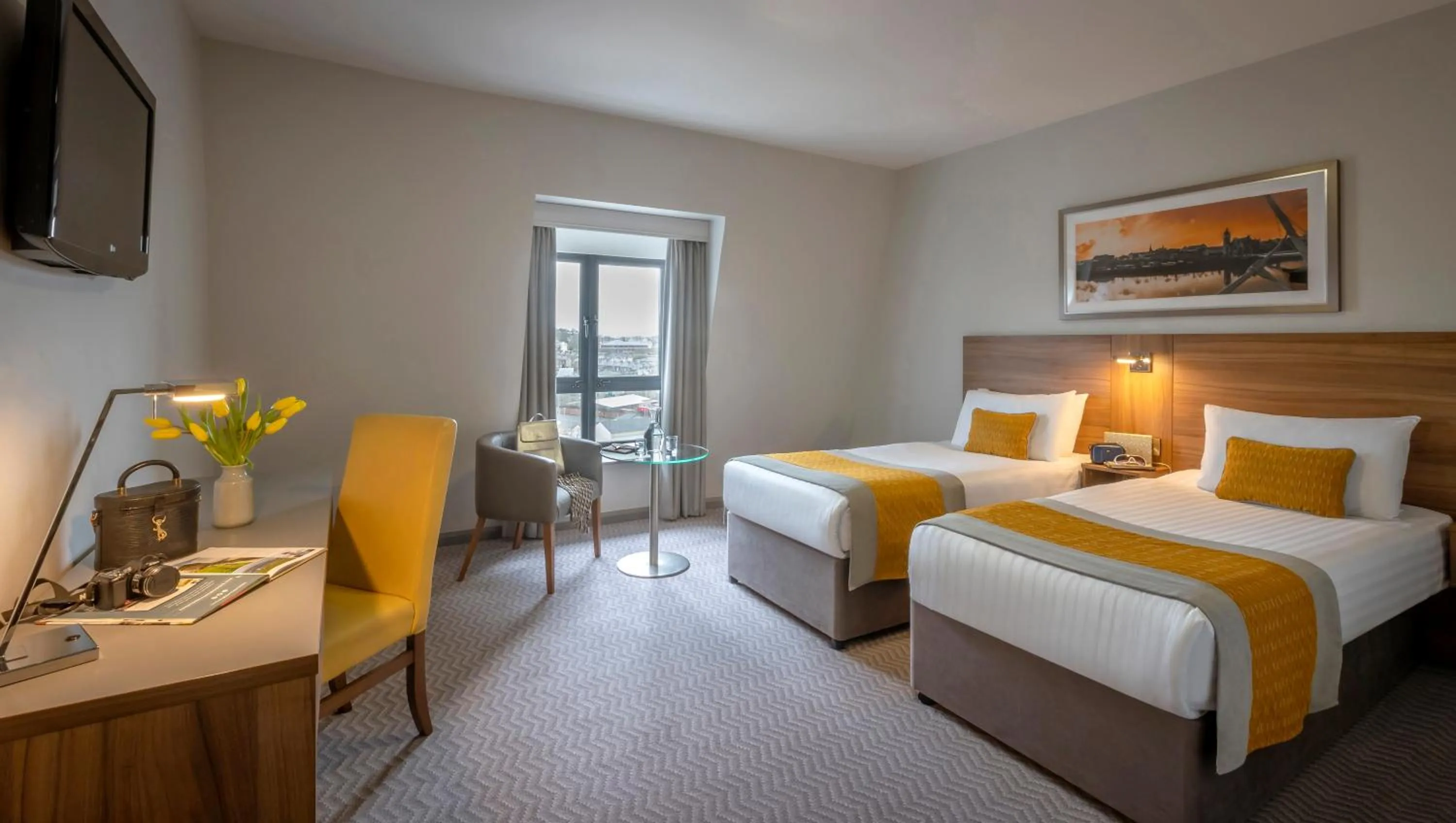 Bed in Maldron Hotel Derry