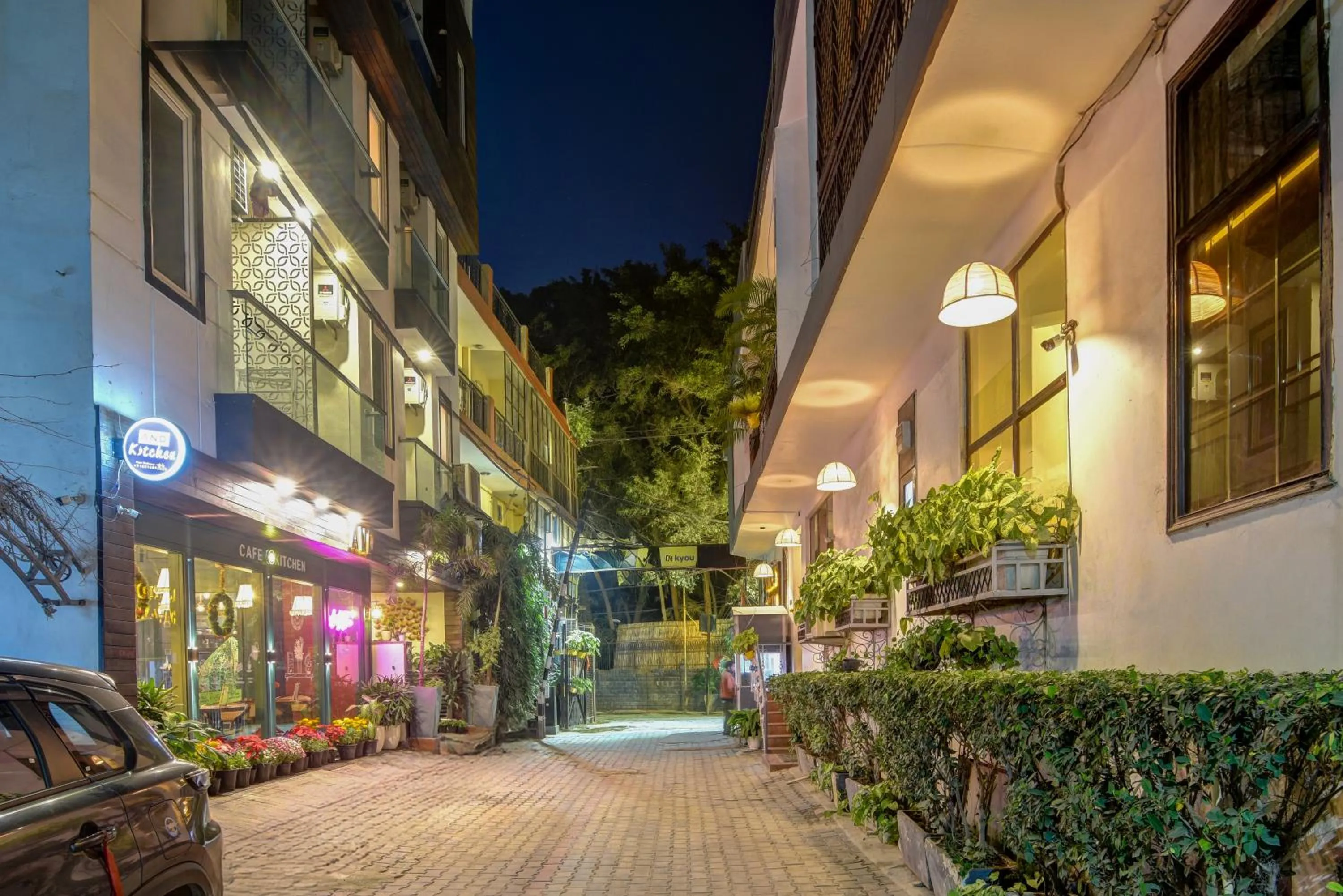 Property building in Anand Bhawan