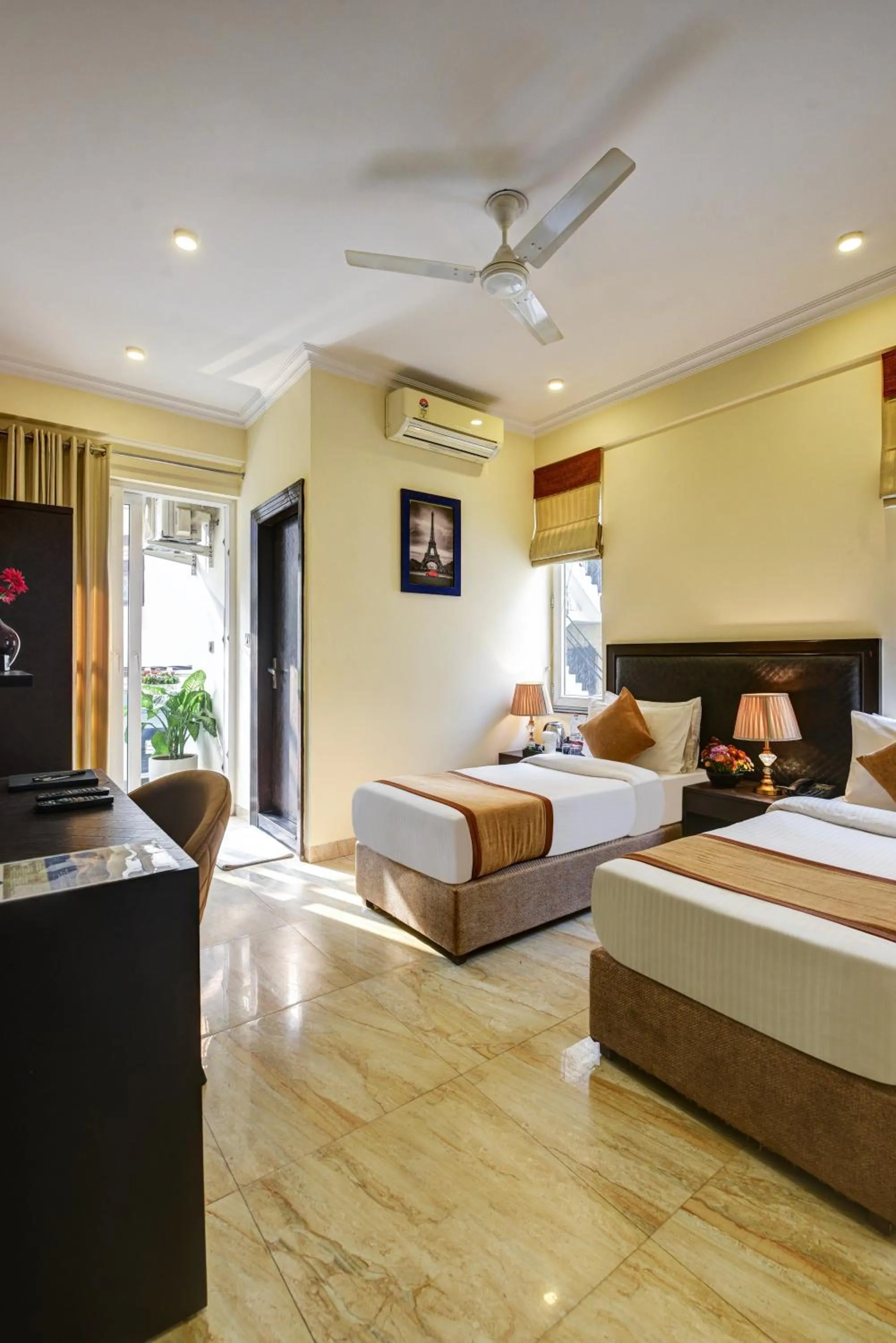 Property building, Bed in Anand Bhawan