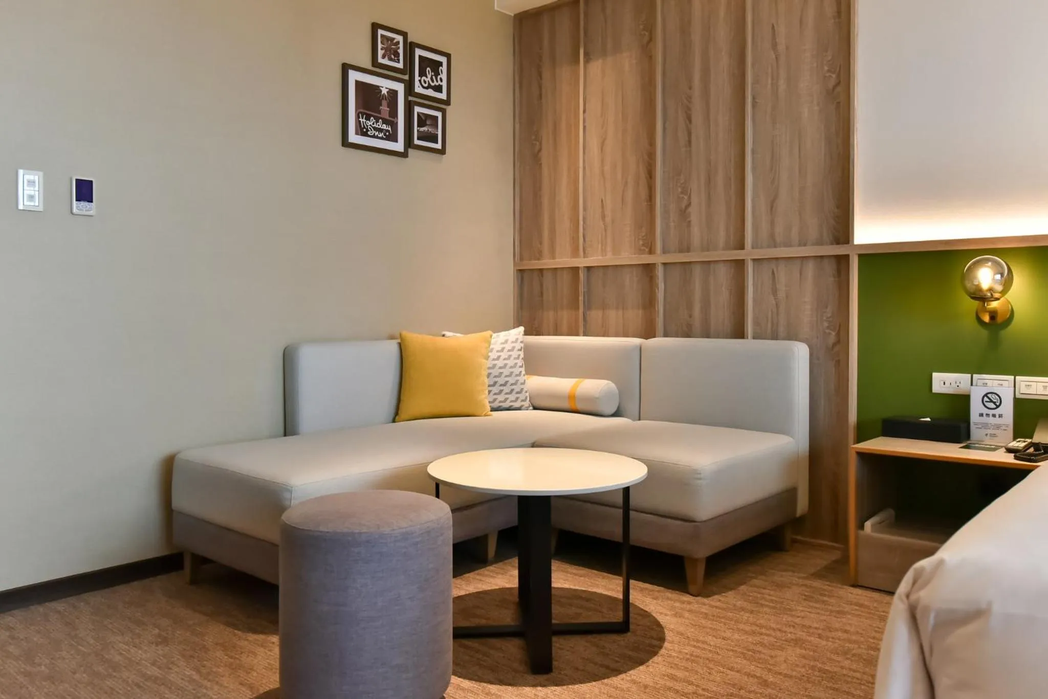 Photo of the whole room in Holiday Inn Taoyuan Airport by IHG