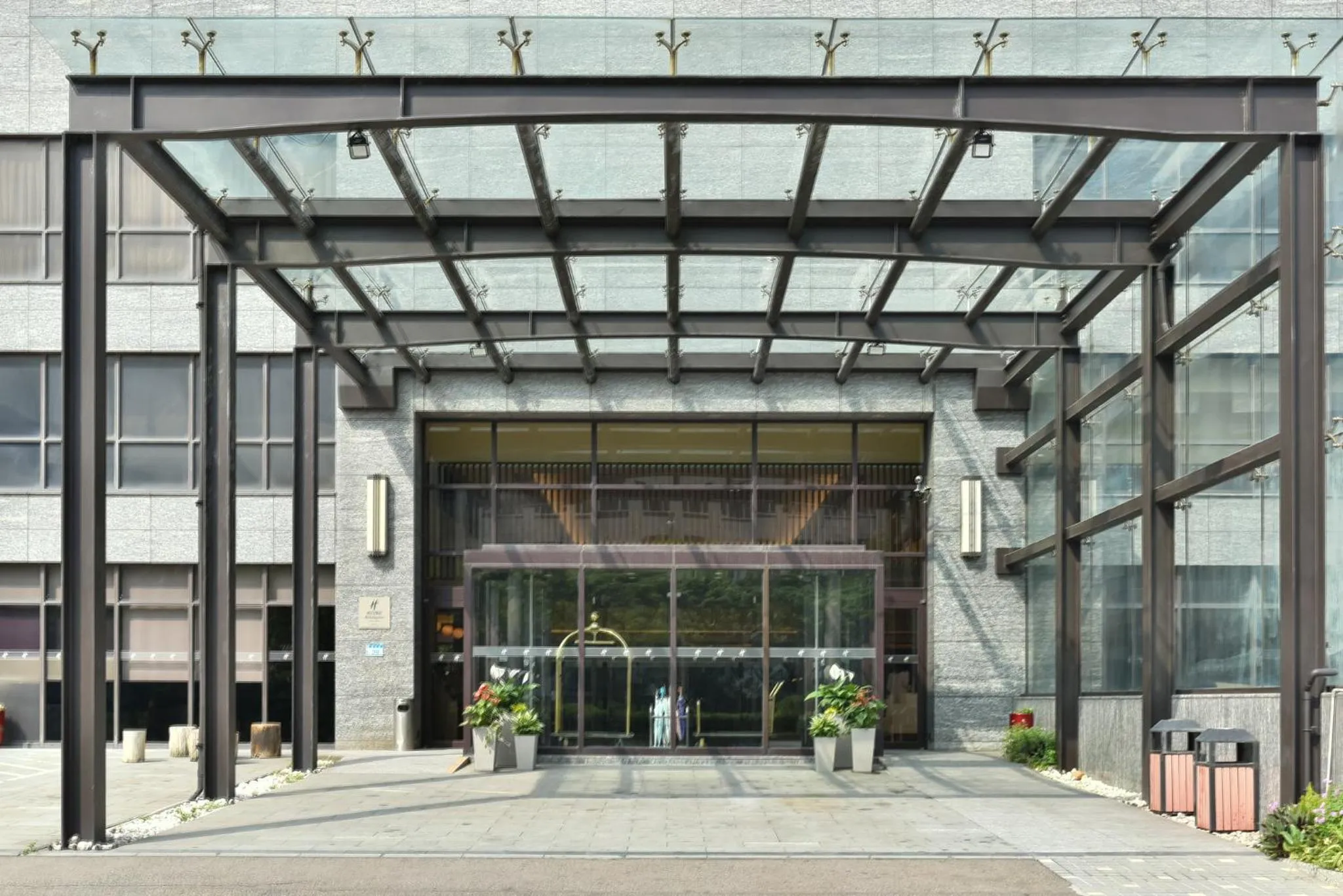 Property building in Holiday Inn Taoyuan Airport by IHG