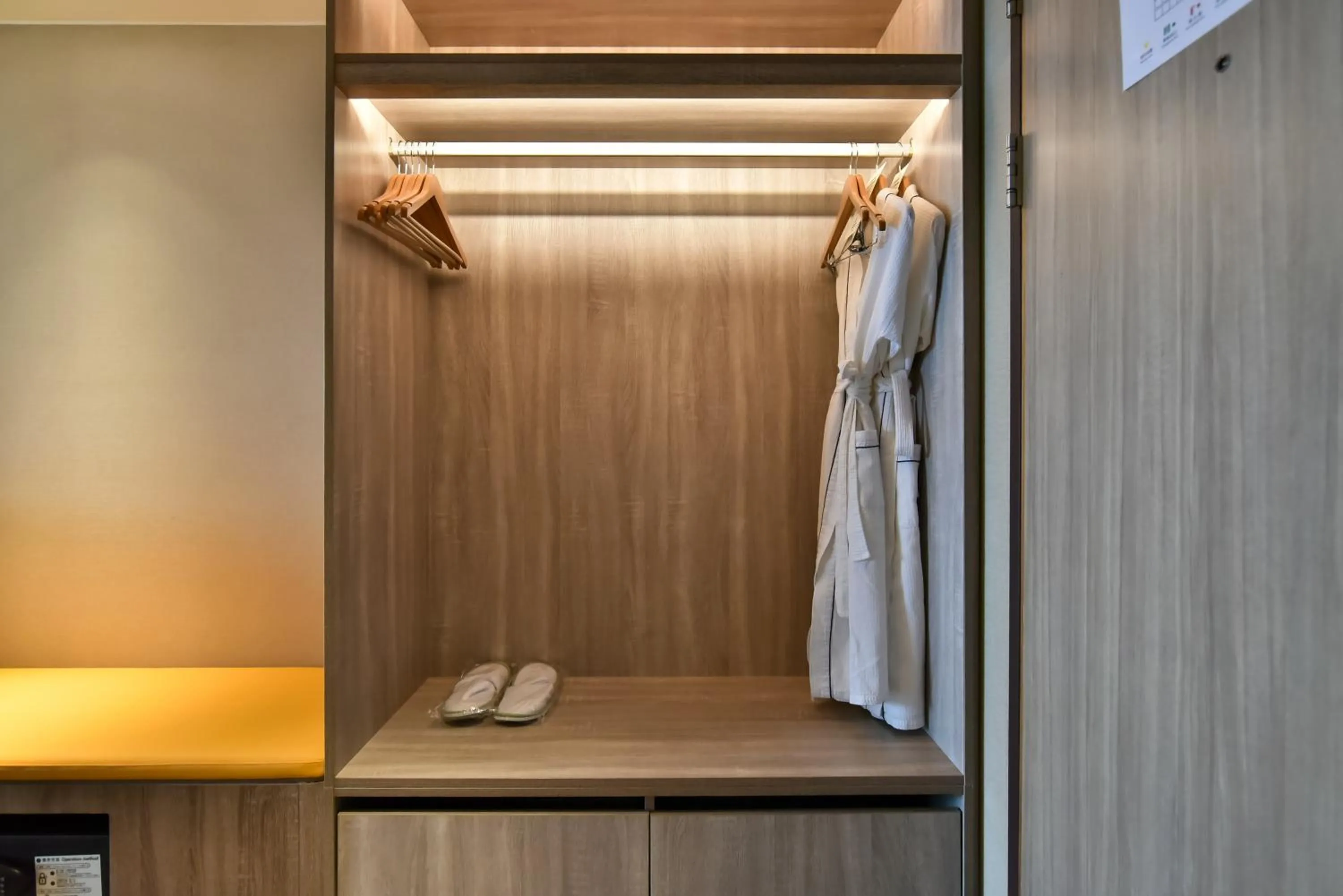 wardrobe in Holiday Inn Taoyuan Airport by IHG