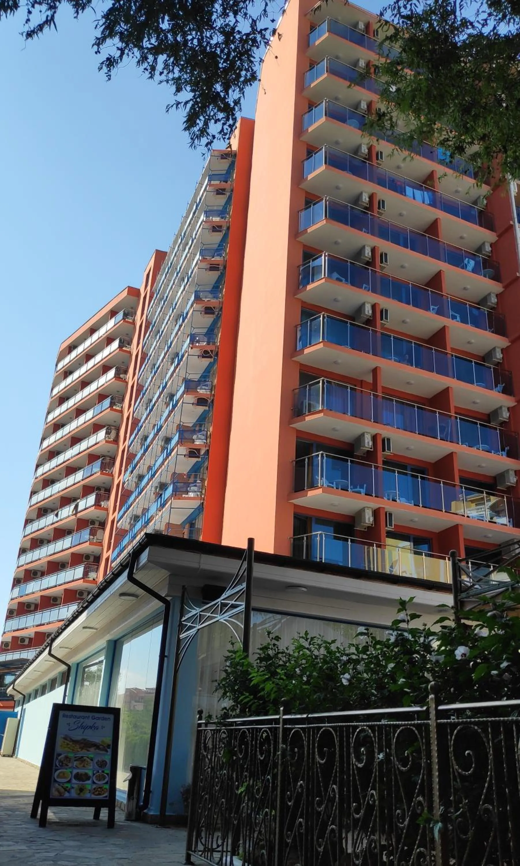 Property building in Hotel Shipka Beach